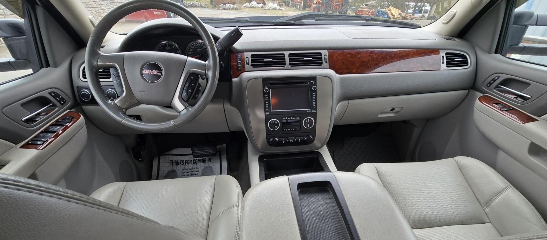 2013 White /Tan GMC Sierra 2500HD SLT Crew Cab 4WD (1GT121EG3DF) with an 6.0L V8 OHV 16V FFV engine, 6-Speed Automatic transmission, located at 450 N Russell, Missoula, MT, 59801, (406) 543-6600, 46.874496, -114.017433 - Very Clean 3/4 Ton 4WD Crewcab. Beefy 6.0L V8 Engine. 6 Speed Automatic Transmission. Power Heated Front Seats. Leather Seats. Navigation. Bluetooth Audio and Phone. AM FM CD Player. Backup Camera. Air. cruise. Tilt. Power Windows and Locks. Remote Start. Nice Custom Wheels. Grill Guard. Running Boa - Photo#12