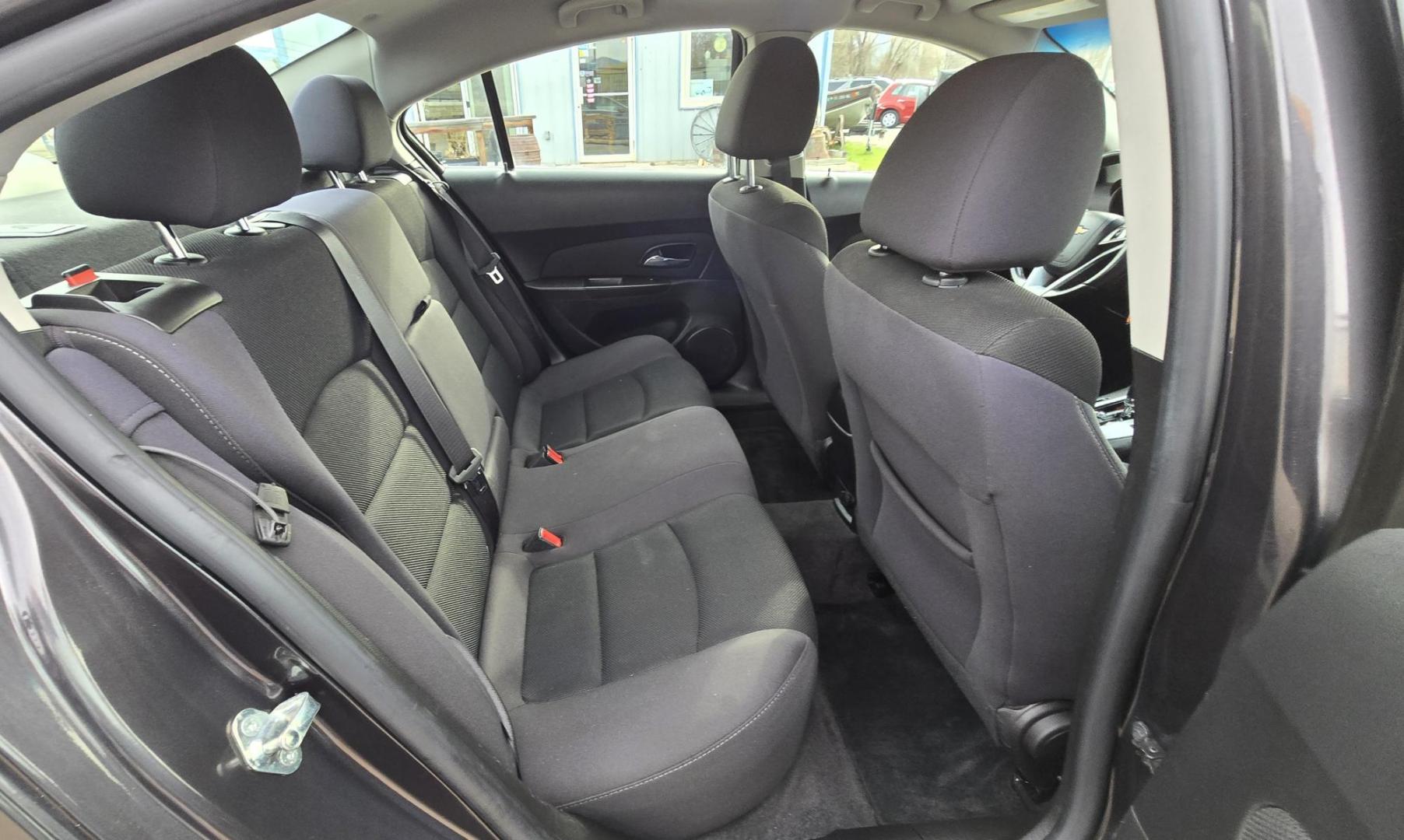 2014 Charcoal /Black Chevrolet Cruze 1LT Auto (1G1PC5SB0E7) with an 1.4L L4 DOHC 16V TURBO engine, 6-Speed Automatic transmission, located at 450 N Russell, Missoula, MT, 59801, (406) 543-6600, 46.874496, -114.017433 - Photo#13