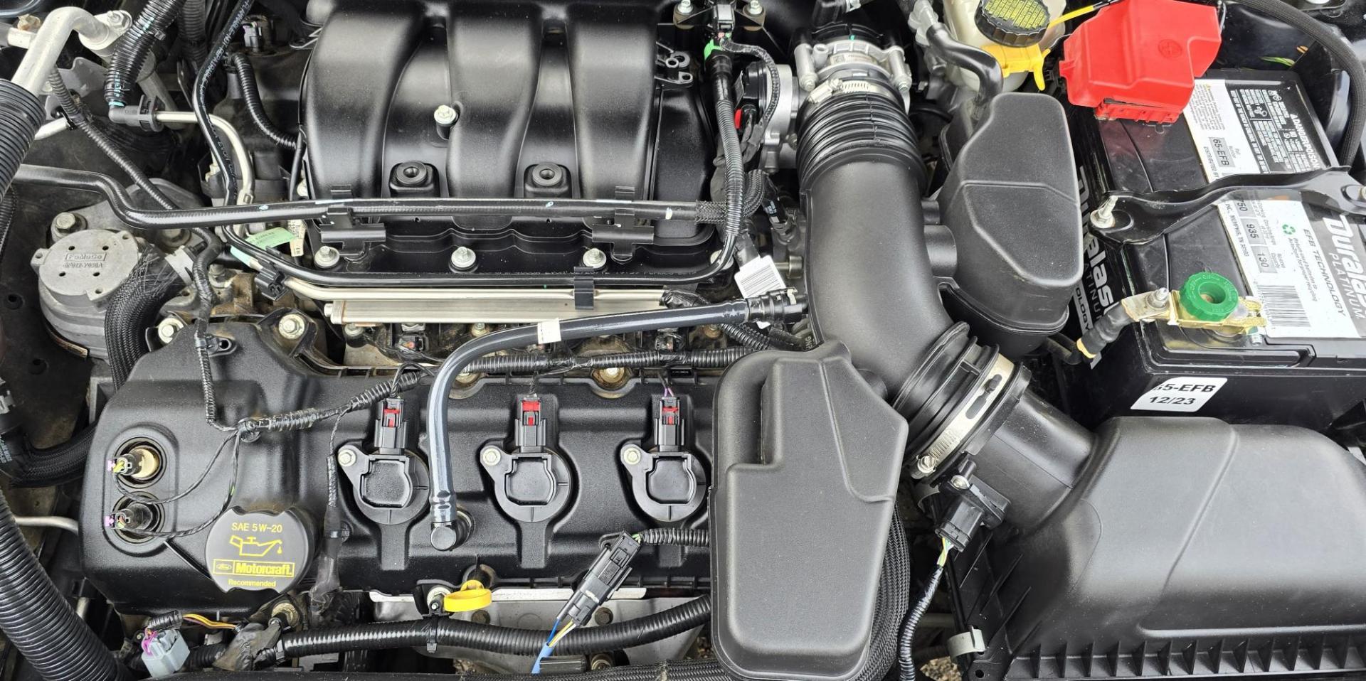 2013 Black /Black Ford Taurus Limited FWD (1FAHP2F88DG) with an 3.5L V6 DOHC 24V engine, 6-Speed Automatic transmission, located at 450 N Russell, Missoula, MT, 59801, (406) 543-6600, 46.874496, -114.017433 - Classy Looking Ford Taurus. Zippy 3.5L V8 also gives you solid fuel economy. 6 Speed Automatic Transmission. Air. Cruise. Tilt. Backup Camera. AM FM CD Player. Bluetooth Audio and Phone Connection. Front Wheel Drive. Power Windows and Locks. Remote Ignition. We Finance through local Credit Union - Photo#18