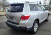 2012 Silver /Black Toyota Highlander Base 4WD (5TDBK3EH0CS) with an 3.5L V6 DOHC 24V engine, 5-Speed Automatic transmission, located at 450 N Russell, Missoula, MT, 59801, (406) 543-6600, 46.874496, -114.017433 - Highly Desirable AWD Toyota Highlander. Very Dependable 3.5L V6 Engine. Automatic Transmission. 3rd Row Seat. Power Sunroof. Heated Front Seats. Power Drivers Seat. Backup Camera. AM FM CD Player, Bluetooth. Power Windows and Locks. It's a Toyota so it won't last long. We Finance through local C - Photo#8