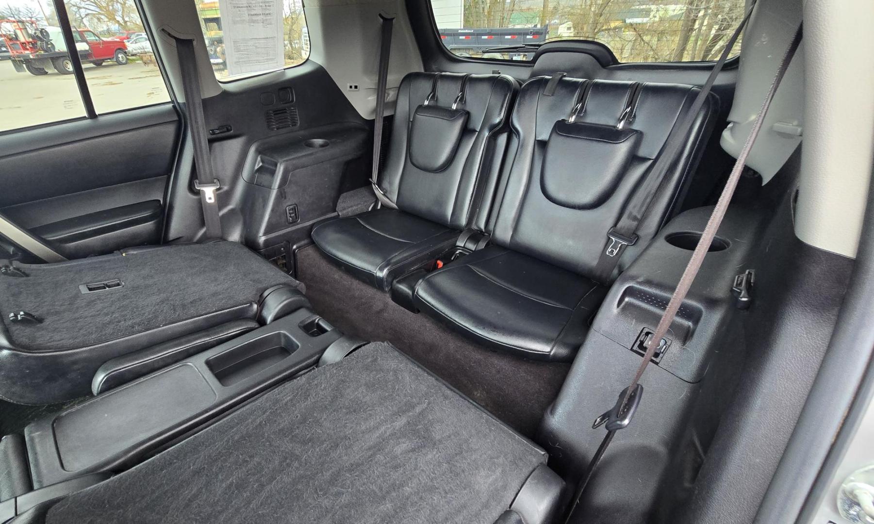 2012 Silver /Black Toyota Highlander Base 4WD (5TDBK3EH0CS) with an 3.5L V6 DOHC 24V engine, 5-Speed Automatic transmission, located at 450 N Russell, Missoula, MT, 59801, (406) 543-6600, 46.874496, -114.017433 - Highly Desirable AWD Toyota Highlander. Very Dependable 3.5L V6 Engine. Automatic Transmission. 3rd Row Seat. Power Sunroof. Heated Front Seats. Power Drivers Seat. Backup Camera. AM FM CD Player, Bluetooth. Power Windows and Locks. It's a Toyota so it won't last long. We Finance through local C - Photo#12