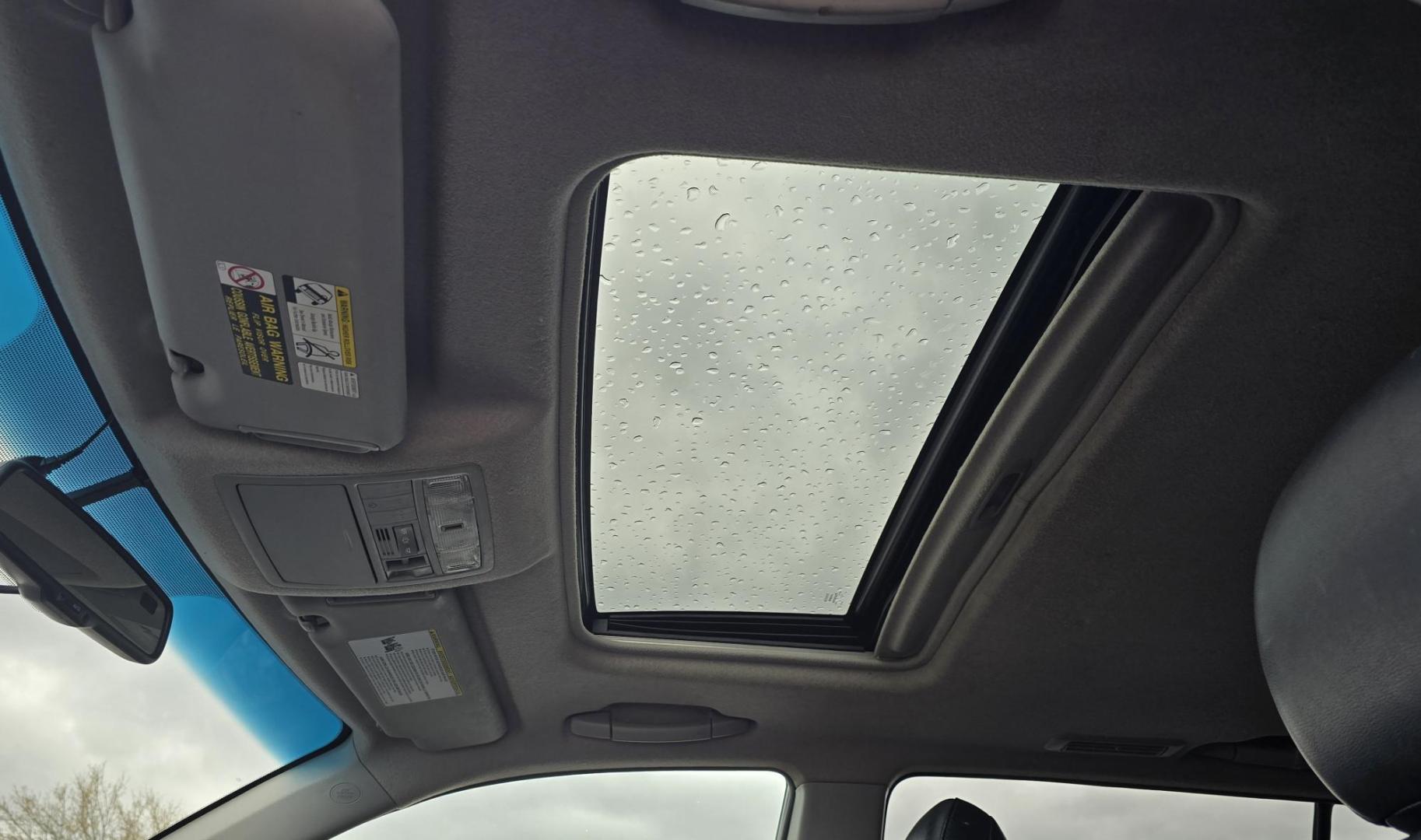 2012 Silver /Black Toyota Highlander Base 4WD (5TDBK3EH0CS) with an 3.5L V6 DOHC 24V engine, 5-Speed Automatic transmission, located at 450 N Russell, Missoula, MT, 59801, (406) 543-6600, 46.874496, -114.017433 - Highly Desirable AWD Toyota Highlander. Very Dependable 3.5L V6 Engine. Automatic Transmission. 3rd Row Seat. Power Sunroof. Heated Front Seats. Power Drivers Seat. Backup Camera. AM FM CD Player, Bluetooth. Power Windows and Locks. It's a Toyota so it won't last long. We Finance through local C - Photo#23