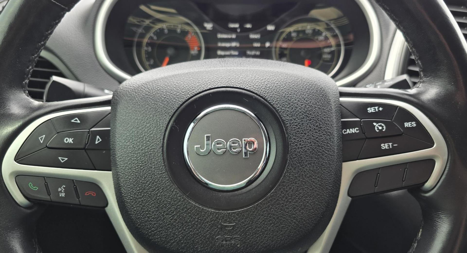 2016 Black /Black Jeep Cherokee Trailhawk 4WD (1C4PJMBS2GW) with an 3.2L V6 DOHC 24V engine, 9A transmission, located at 450 N Russell, Missoula, MT, 59801, (406) 543-6600, 46.874496, -114.017433 - Excellent All Around 4WDSUV. Elegant enough for that night on the town, yet Rugged enough for a trip in the Mountains. 3.2L V6 Engine. 9 Speed Automatic Transmission with option manual shifting. Heated Leather Front Seats. Dual Climate Control. Heated Steering Wheel. Touch Screen AM FM SAT. Bluetoot - Photo#19