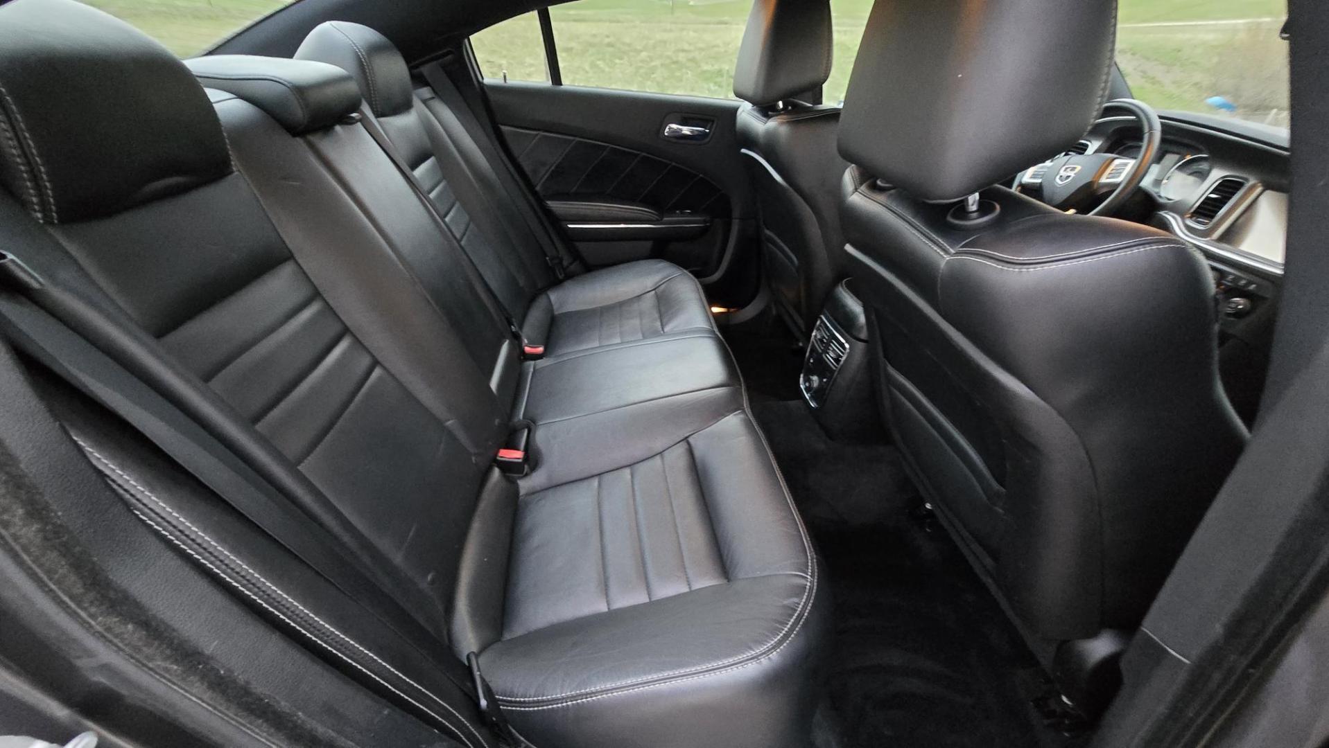 2013 Grey /Black Dodge Charger R/T (2C3CDXCT3DH) with an 5.7L V8 OHV 16V engine, 5-Speed Automatic transmission, located at 450 N Russell, Missoula, MT, 59801, (406) 543-6600, 46.874496, -114.017433 - Yup! It's Got a Hemi. Modern Muscle. Zippy 5.7 V8 Engine. Good Miles for it's age. Leather Package. Front Heated and Cooled Power Seats. Heated Rear Seats. Touch Screen. AM FM SAT. Bluetooth Audio and Phone. Power Windows and Locks. Dual Climate Control. We Finance through local Credit Unions. - Photo#9