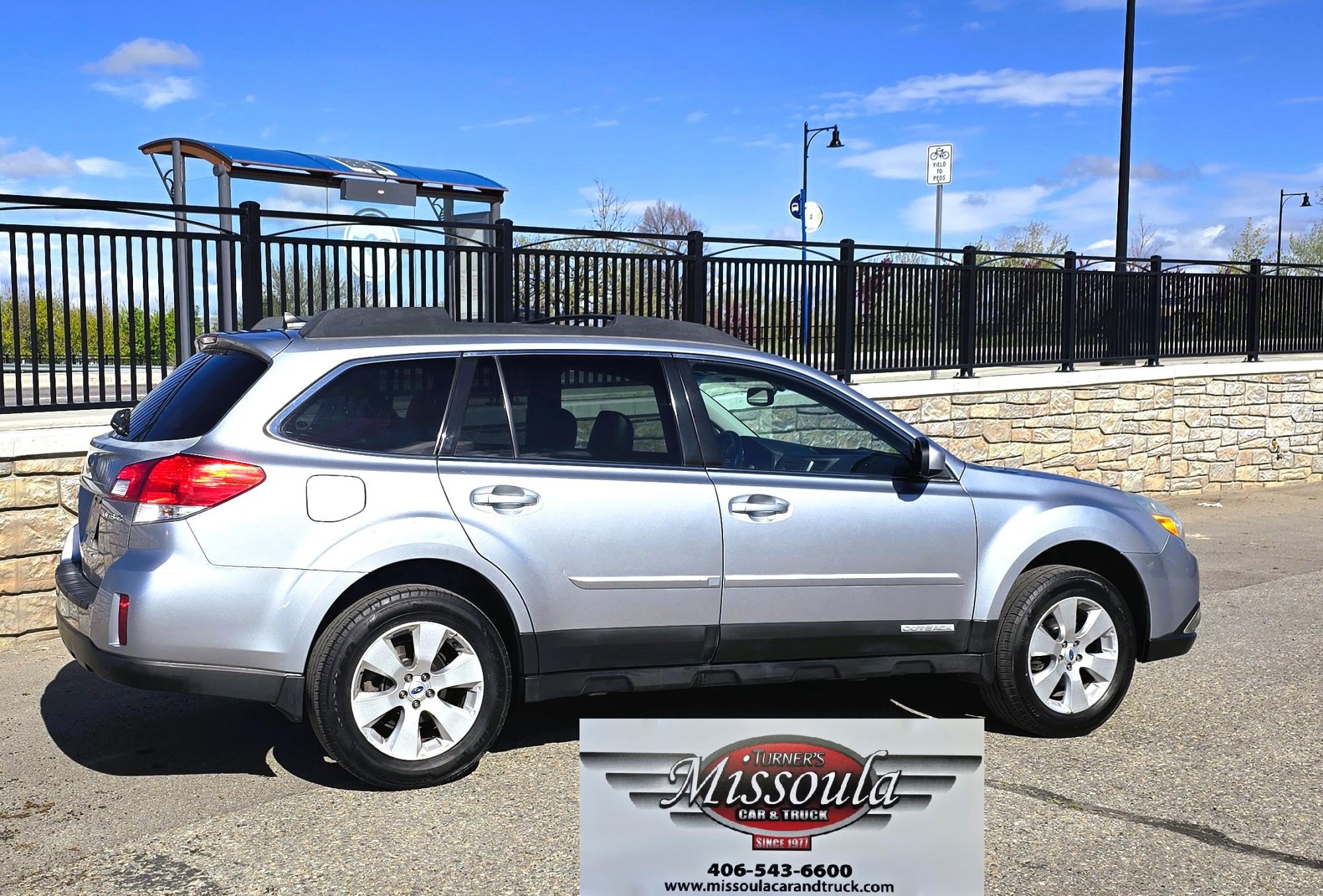 photo of 2012 Subaru Outback 2.5i Limited AWD
