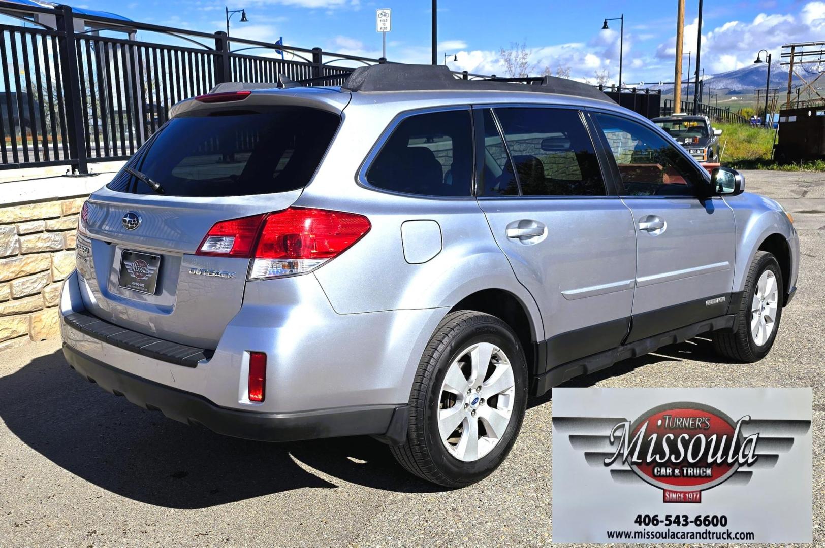 2012 Blue /Black Subaru Outback 2.5i Limited (4S4BRCKC1C3) with an 2.5L H4 DOHC 16V engine, Automatic transmission, located at 450 N Russell, Missoula, MT, 59801, (406) 543-6600, 46.874496, -114.017433 - Clean 2 Owner AWD Outback in Good Condition. We just replaced the Timing Belt, Water Pump, etc.. 2.5L H4 Engine. Automatic Transmission. Power Seats. Heated Front Seats. Power Sunroof. Air. cruise. Tilt. Power Windows and Locks. Backup Camera. AM FM CD Player. Clean Title and Carfax. We Finance - Photo#4