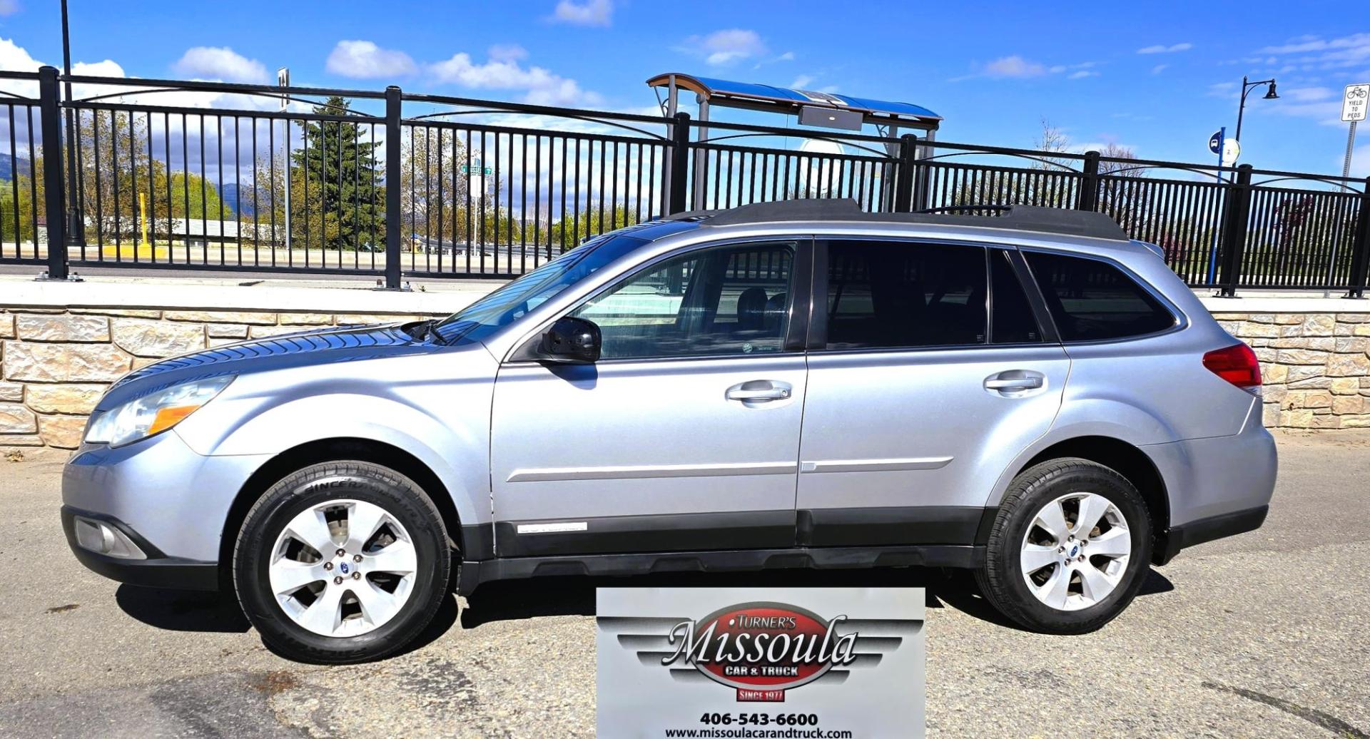 2012 Blue /Black Subaru Outback 2.5i Limited (4S4BRCKC1C3) with an 2.5L H4 DOHC 16V engine, Automatic transmission, located at 450 N Russell, Missoula, MT, 59801, (406) 543-6600, 46.874496, -114.017433 - Clean 2 Owner AWD Outback in Good Condition. We just replaced the Timing Belt, Water Pump, etc.. 2.5L H4 Engine. Automatic Transmission. Power Seats. Heated Front Seats. Power Sunroof. Air. cruise. Tilt. Power Windows and Locks. Backup Camera. AM FM CD Player. Clean Title and Carfax. We Finance - Photo#6