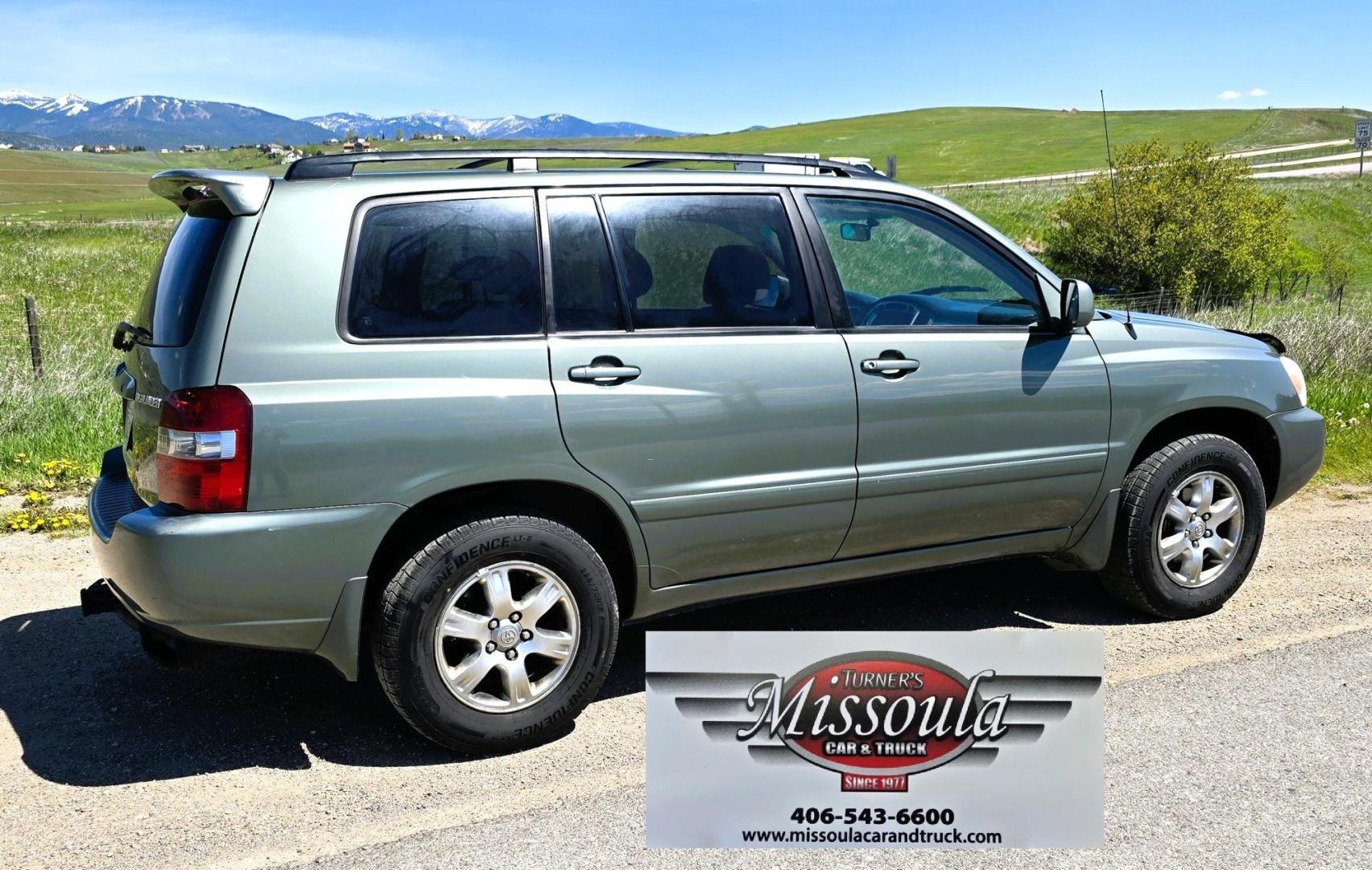 2004 Green /Tan Toyota Highlander Limited V6 4WD (JTEEP21AX40) with an 3.3L V6 DOHC 24V engine, 5-Speed Automatic Overdrive transmission, located at 450 N Russell, Missoula, MT, 59801, (406) 543-6600, 46.874496, -114.017433 - Another Clean Toyota AWD SUV. Strong 3.3L V6 Engine Automatic Transmission. 3rd Row Seating. Cold Air Conditioning. Cruise Control. Tilt Steering. Power Windows and Locks. AM FM CD Player. Tires are excellent. Clean Title and Carfax. It's a AWD Toyota so it won't last long. Because oft he age, ou - Photo#6