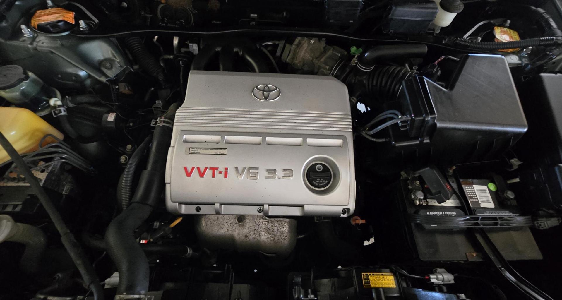 2004 Green /Tan Toyota Highlander Limited V6 4WD (JTEEP21AX40) with an 3.3L V6 DOHC 24V engine, 5-Speed Automatic Overdrive transmission, located at 450 N Russell, Missoula, MT, 59801, (406) 543-6600, 46.874496, -114.017433 - Another Clean Toyota AWD SUV. Strong 3.3L V6 Engine Automatic Transmission. 3rd Row Seating. Cold Air Conditioning. Cruise Control. Tilt Steering. Power Windows and Locks. AM FM CD Player. Tires are excellent. Clean Title and Carfax. It's a AWD Toyota so it won't last long. Because oft he age, ou - Photo#15