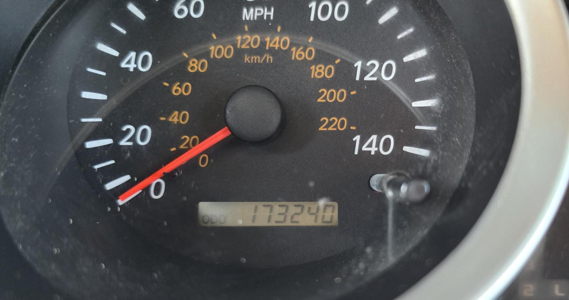 2004 Green /Tan Toyota Highlander Limited V6 4WD (JTEEP21AX40) with an 3.3L V6 DOHC 24V engine, 5-Speed Automatic Overdrive transmission, located at 450 N Russell, Missoula, MT, 59801, (406) 543-6600, 46.874496, -114.017433 - Another Clean Toyota AWD SUV. Strong 3.3L V6 Engine Automatic Transmission. 3rd Row Seating. Cold Air Conditioning. Cruise Control. Tilt Steering. Power Windows and Locks. AM FM CD Player. Tires are excellent. Clean Title and Carfax. It's a AWD Toyota so it won't last long. Because oft he age, ou - Photo#16