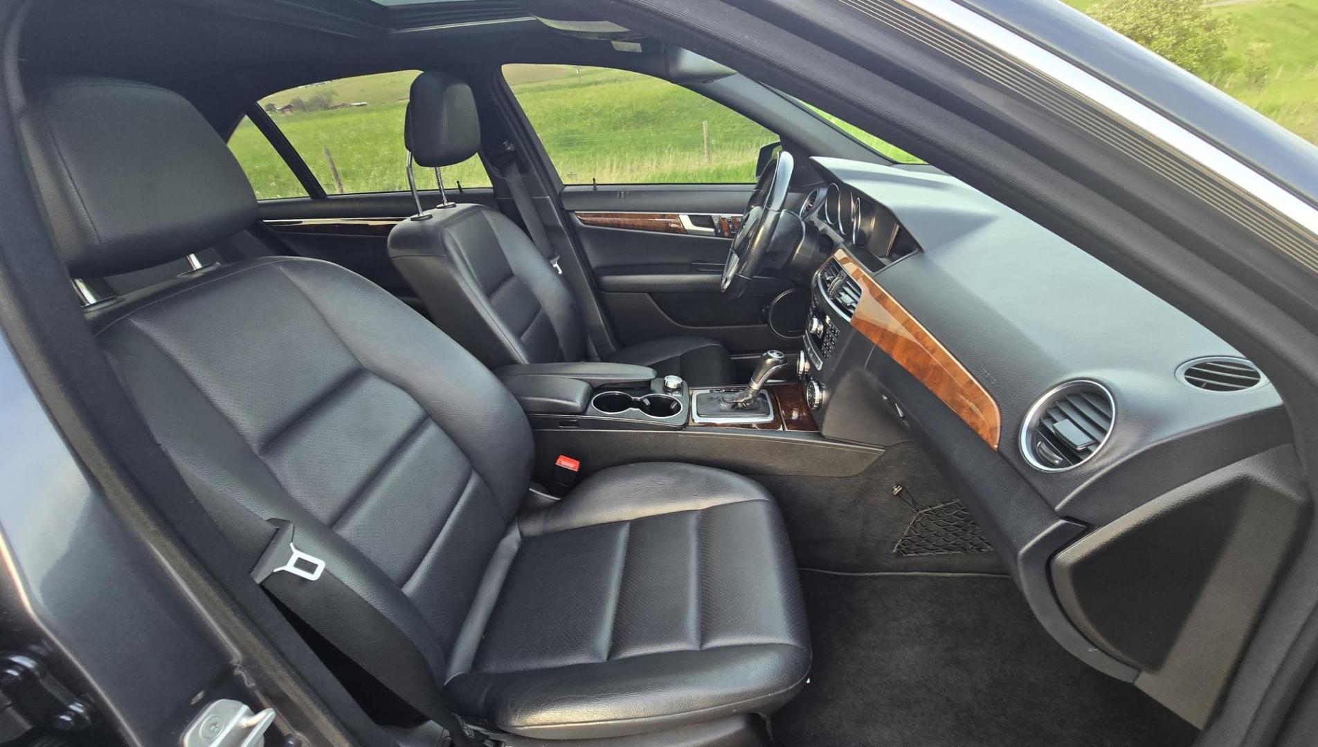2013 Grey /Black Mercedes-Benz C-Class C300 4MATIC Sport Sedan (WDDGF8AB0DR) with an 3.0L V6 DOHC 24V engine, 7-Speed Automatic transmission, located at 450 N Russell, Missoula, MT, 59801, (406) 543-6600, 46.874496, -114.017433 - Elegant yet Economical. Classy AWD Mercedes with a zippy 3.5L V6 Engine. 7 Speed Automatic Transmission. Power Sunroof. Leather Heated Seats. Navigation. Air. Cruise. Tilt. Power Windows and Locks. AM FM CD Stereo. Bluetooth Audio and Phone Connection. Clean Title and Carfax. We Finance through - Photo#10