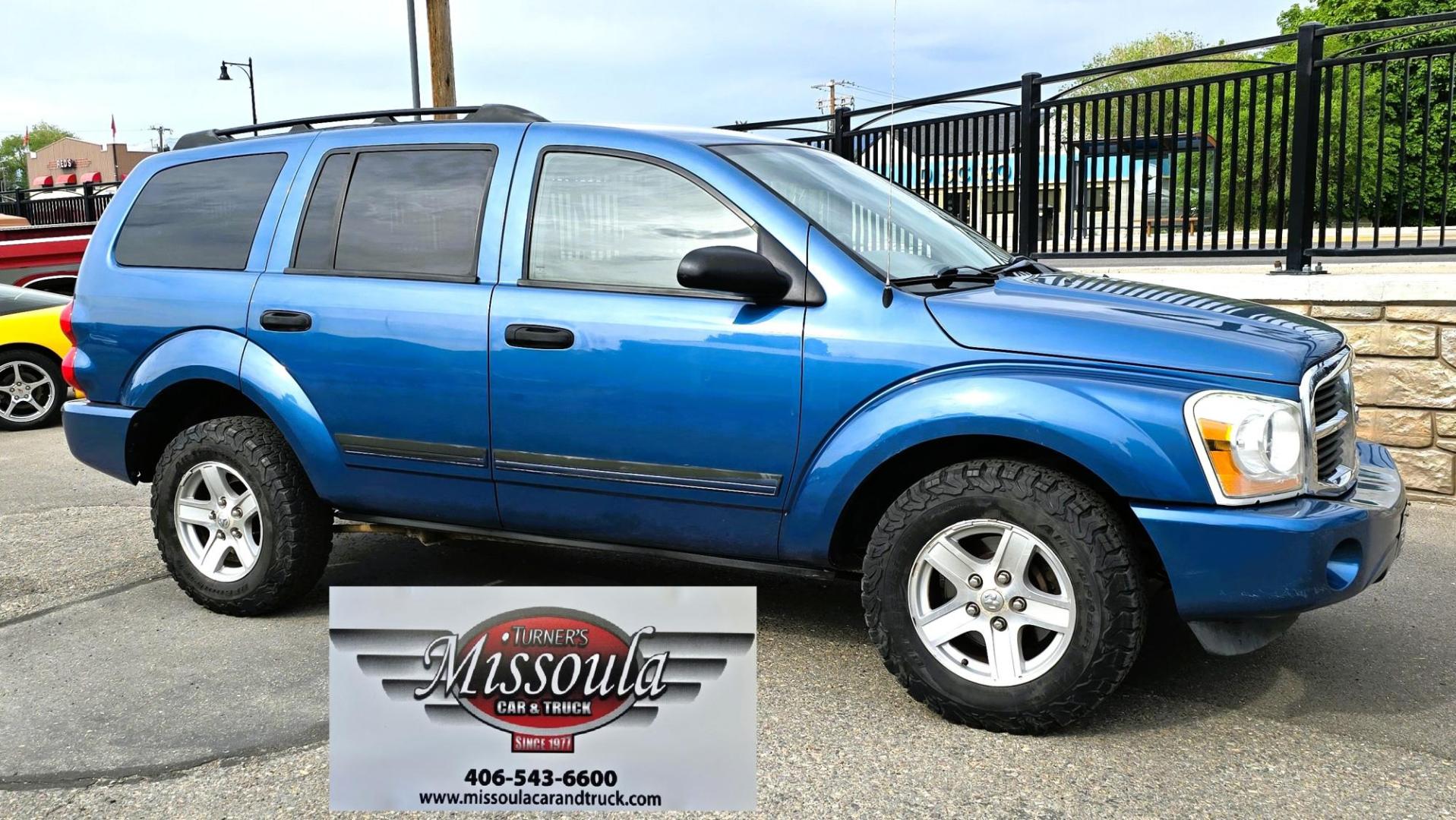 2005 Blue /Gray Dodge Durango Adventurer Model 2WD (1D4HD48D95F) with an 5.7L V8 OHV 16V engine, 5-Speed Automatic Overdrive transmission, located at 450 N Russell, Missoula, MT, 59801, (406) 543-6600, 46.874496, -114.017433 - Yup, It's got a Hemi! Roomy Rear Wheel Drive SUV with 3rd Row Seating. Air Conditioning was just serviced. Cruise Control. Power Windows and Locks. AM FM CD Player. Like New BF Goodrich Tires. Does have a small blemish on the left rear quarter panel. Clean Title and Carfax. Because of the age, ou - Photo#2