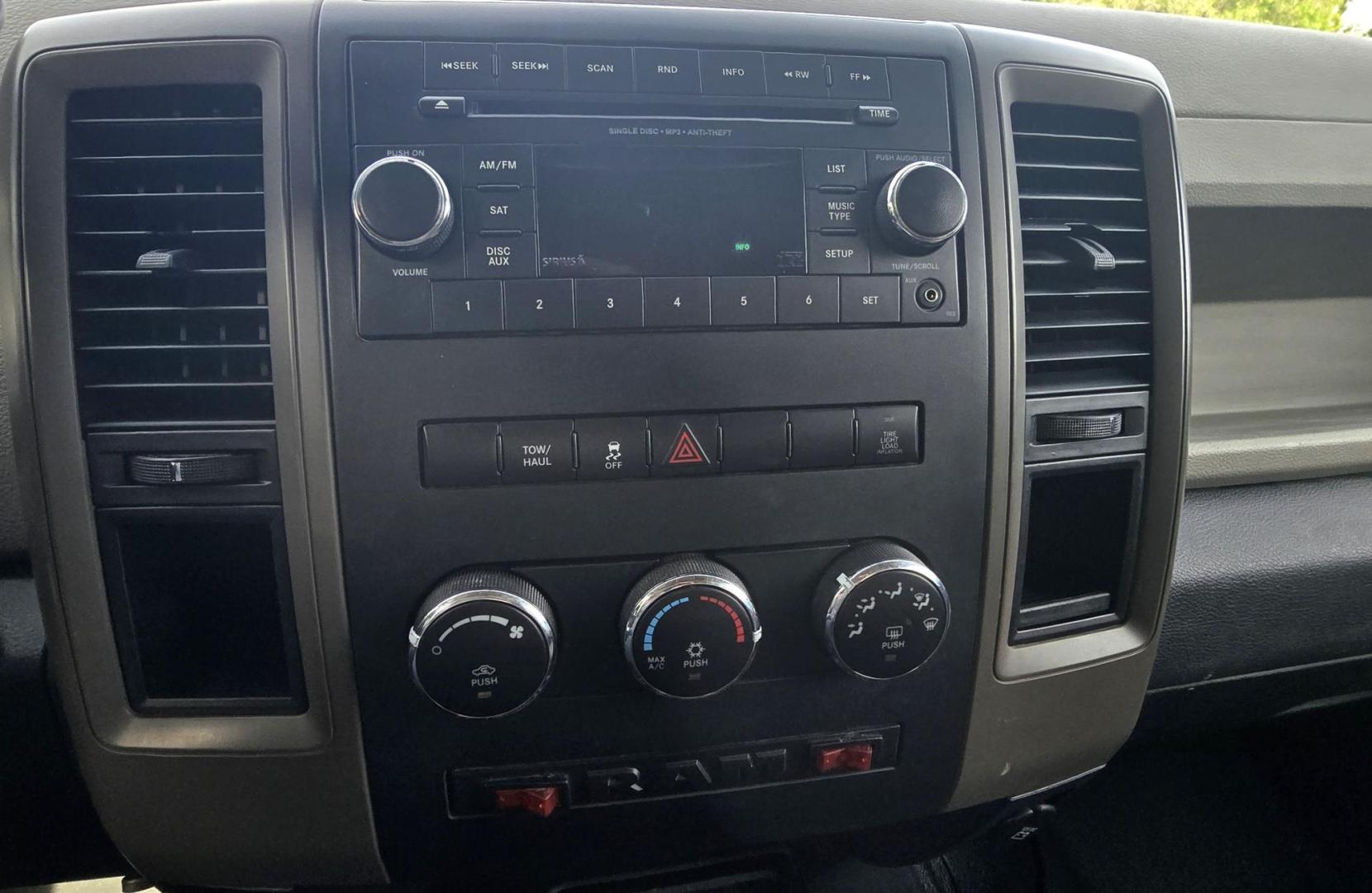 2012 White /Black Dodge Ram 2500 ST Crew Cab LWB 4WD (3C6TD5HT6CG) with an 5.7L V8 OHV 16V engine, 6-Speed Automatic transmission, located at 450 N Russell, Missoula, MT, 59801, (406) 543-6600, 46.874496, -114.017433 - Long Box Crew Cab 3/4 Ton 4WD with 5.7 Hemi. 6 Speed Automatic Transmission. Air. Cruise. Tilt. Power Windows and Locks. AM FM SAT CD Player. Built in Trailer Brake. This truck runs and drives amazing. Has a few very light dings. We Finance through local Credit Unions. We do NOT offer In House ( - Photo#12
