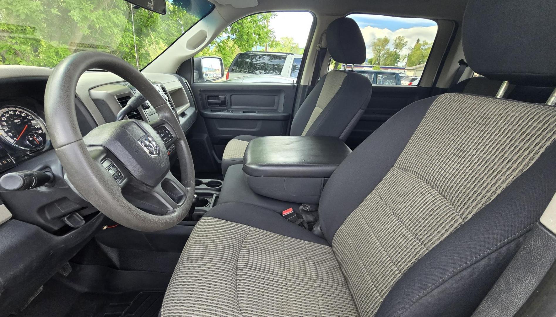 2012 White /Black Dodge Ram 2500 ST Crew Cab LWB 4WD (3C6TD5HT6CG) with an 5.7L V8 OHV 16V engine, 6-Speed Automatic transmission, located at 450 N Russell, Missoula, MT, 59801, (406) 543-6600, 46.874496, -114.017433 - Long Box Crew Cab 3/4 Ton 4WD with 5.7 Hemi. 6 Speed Automatic Transmission. Air. Cruise. Tilt. Power Windows and Locks. AM FM SAT CD Player. Built in Trailer Brake. This truck runs and drives amazing. Has a few very light dings. We Finance through local Credit Unions. We do NOT offer In House ( - Photo#16