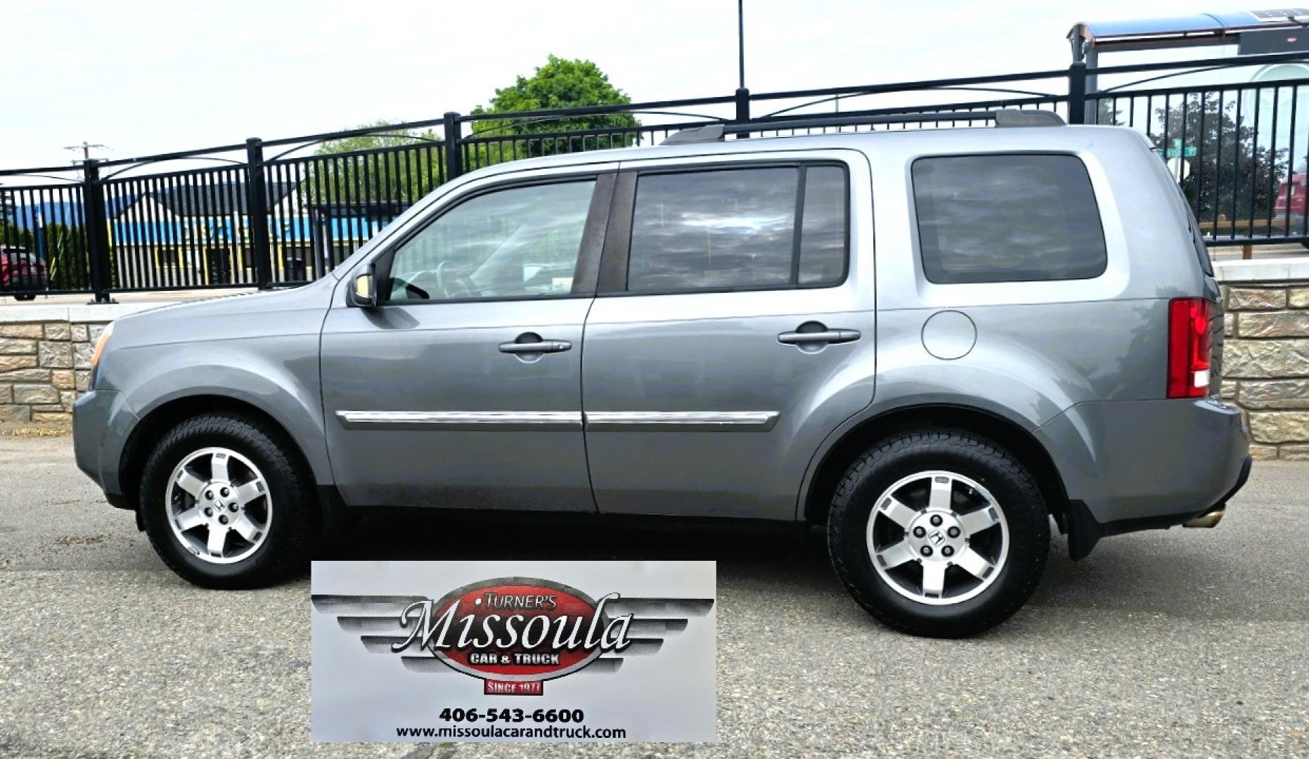 2009 Honda Pilot Touring w/ NAVI 4WD's photo