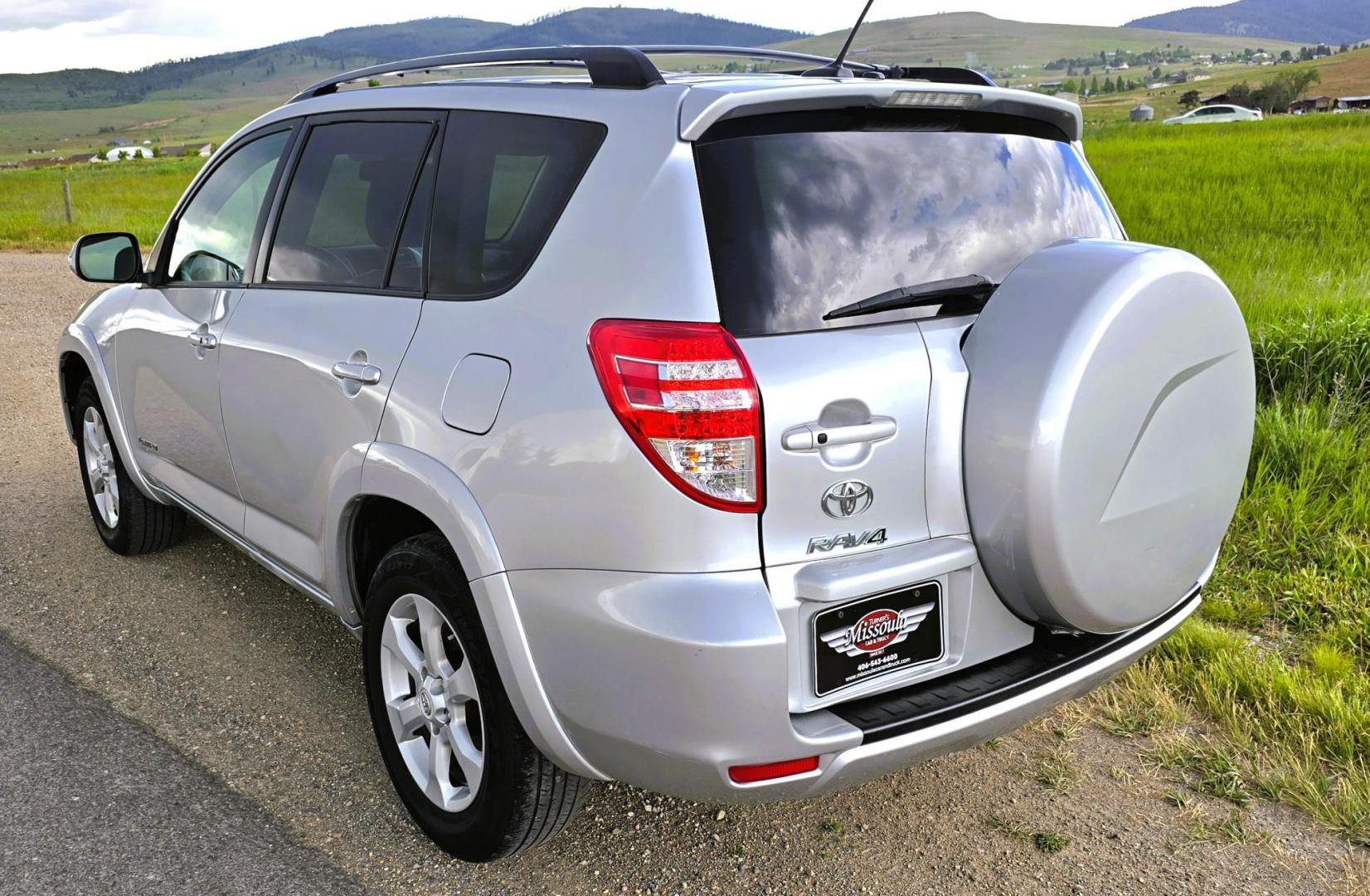 2012 Silver /Gray Toyota RAV4 Limited V6 4WD (2T3DK4DV5CW) with an 3.5L V6 DOHC 24V engine, 5-Speed Automatic transmission, located at 450 N Russell, Missoula, MT, 59801, (406) 543-6600, 46.874496, -114.017433 - Clean 2 Owner AWD Toyota SUV. Reliable 3.5L V6 Engine. Good Miles for a 2012, averaging less the 10K Miles a year. Heated Front Seats. Power Drivers Seat. Air. Cruise. Tilt. Backup Camera. AM FM CD Player. Bluetooth. Power Sunroof. Power Windows and Locks. We Finance through local Credit Unions. - Photo#3
