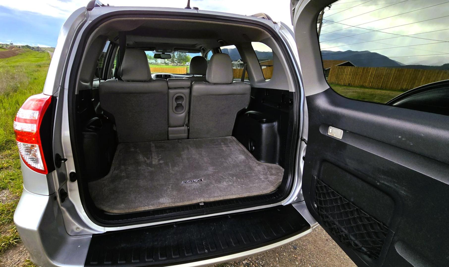 2012 Silver /Gray Toyota RAV4 Limited V6 4WD (2T3DK4DV5CW) with an 3.5L V6 DOHC 24V engine, 5-Speed Automatic transmission, located at 450 N Russell, Missoula, MT, 59801, (406) 543-6600, 46.874496, -114.017433 - Clean 2 Owner AWD Toyota SUV. Reliable 3.5L V6 Engine. Good Miles for a 2012, averaging less the 10K Miles a year. Heated Front Seats. Power Drivers Seat. Air. Cruise. Tilt. Backup Camera. AM FM CD Player. Bluetooth. Power Sunroof. Power Windows and Locks. We Finance through local Credit Unions. - Photo#9