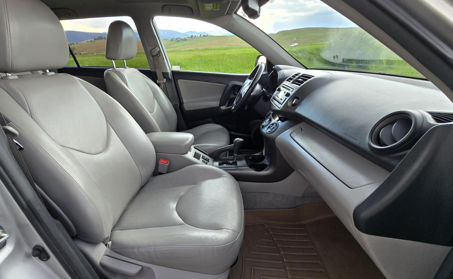 2012 Silver /Gray Toyota RAV4 Limited V6 4WD (2T3DK4DV5CW) with an 3.5L V6 DOHC 24V engine, 5-Speed Automatic transmission, located at 450 N Russell, Missoula, MT, 59801, (406) 543-6600, 46.874496, -114.017433 - Clean 2 Owner AWD Toyota SUV. Reliable 3.5L V6 Engine. Good Miles for a 2012, averaging less the 10K Miles a year. Heated Front Seats. Power Drivers Seat. Air. Cruise. Tilt. Backup Camera. AM FM CD Player. Bluetooth. Power Sunroof. Power Windows and Locks. We Finance through local Credit Unions. - Photo#11