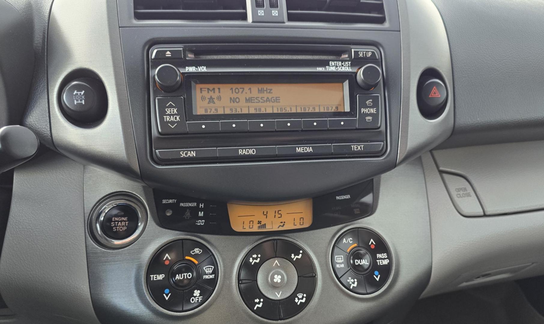 2012 Silver /Gray Toyota RAV4 Limited V6 4WD (2T3DK4DV5CW) with an 3.5L V6 DOHC 24V engine, 5-Speed Automatic transmission, located at 450 N Russell, Missoula, MT, 59801, (406) 543-6600, 46.874496, -114.017433 - Clean 2 Owner AWD Toyota SUV. Reliable 3.5L V6 Engine. Good Miles for a 2012, averaging less the 10K Miles a year. Heated Front Seats. Power Drivers Seat. Air. Cruise. Tilt. Backup Camera. AM FM CD Player. Bluetooth. Power Sunroof. Power Windows and Locks. We Finance through local Credit Unions. - Photo#18