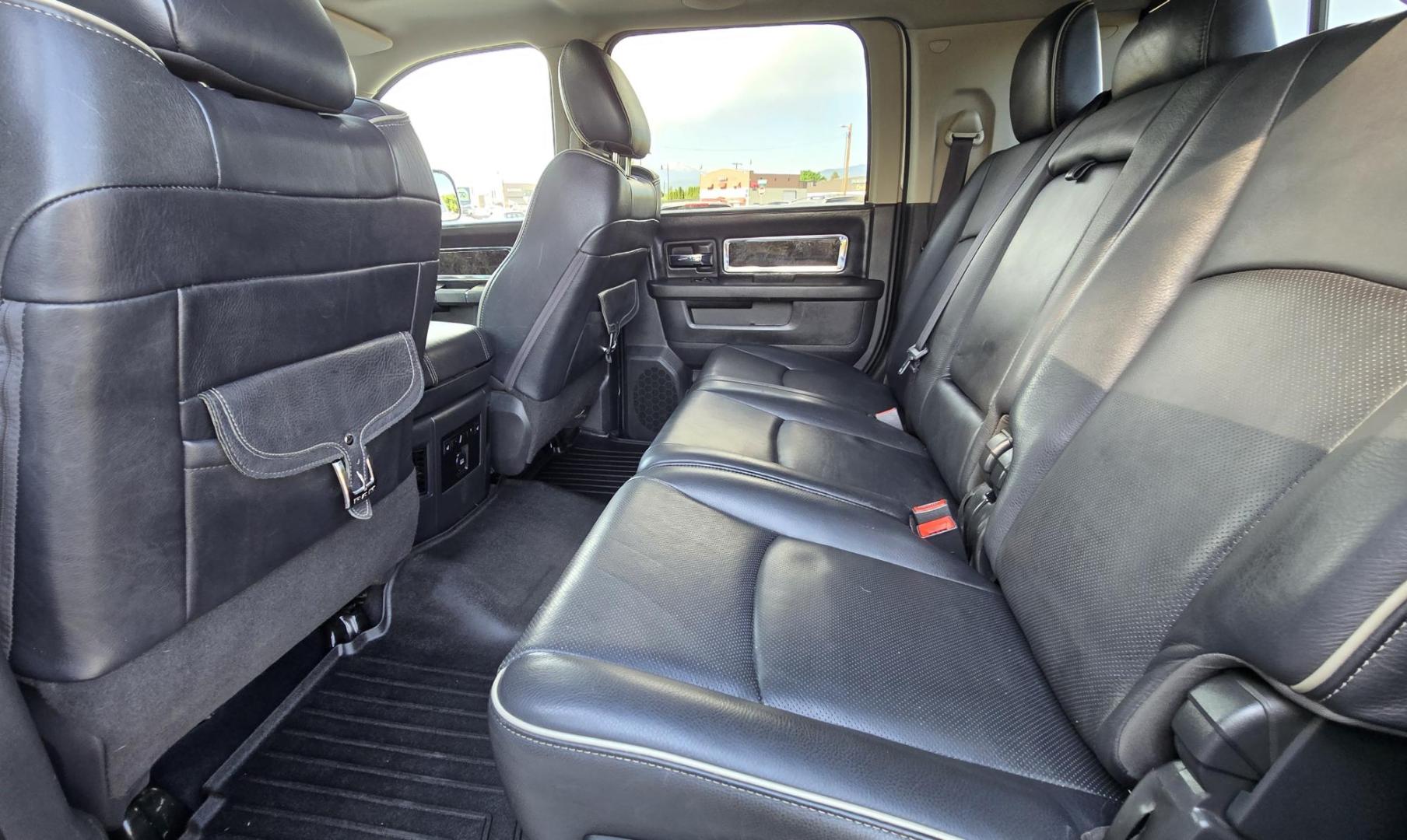 2012 White /Black Dodge Ram 3500 Laramie Longhorn Edition Mega Cab 4WD (3C63D3NL9CG) with an 6.7L L6 OHV 24V TURBO DIESEL engine, 6-Speed Automatic transmission, located at 450 N Russell, Missoula, MT, 59801, (406) 543-6600, 46.874496, -114.017433 - Another Beast of a Truck with Many Upgrades. 6.7L Cummins Diesel Engine. 6 Speed Automatic Transmission. 4WD. Front and Rear Heated Seats. Power Memory Front Seats, Cooled Front Seats. Heated Steering Wheel. AM FM CD Player. Bluetooth Audio and Phones. Front and Rear Climate Control. Backup Camera. - Photo#12