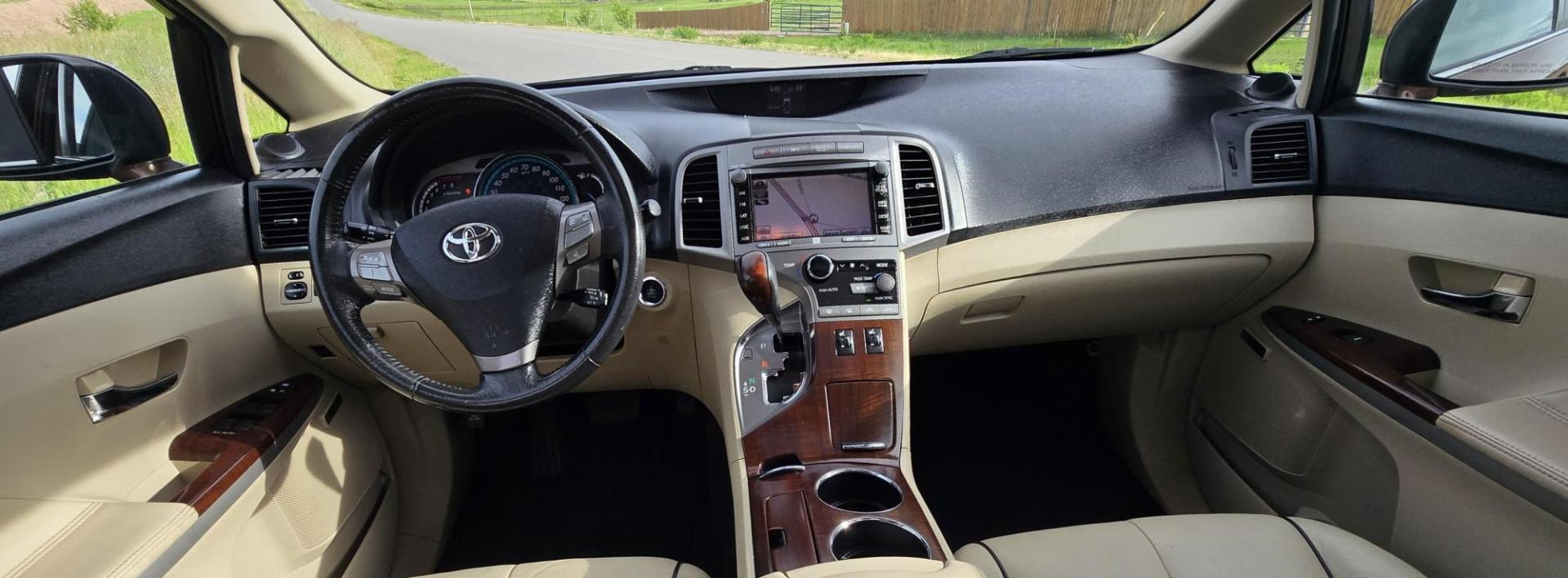 2011 Brown /White Toyota Venza AWD V6 (4T3BK3BB5BU) with an 3.5L V6 DOHC 24V engine, 6-Speed Automatic transmission, located at 450 N Russell, Missoula, MT, 59801, (406) 543-6600, 46.874496, -114.017433 - Beautiful Brown AWD Toyota SUV. Reliable 3.5L V6 Engine. 6 Speed Automatic Transmission. Nice Leather Interior. Heated Front Seats. Panoramic Sun Roof. Multi-Zone Climate Control. Air Conditioning. Cruise Control Tilt Wheel. Power Windows and Locks. AM FM SAT CD Player. Navigation. Bluetooth Audio - Photo#15
