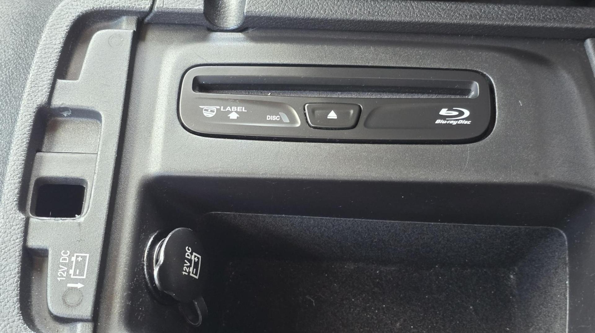 2014 Blue /Black Dodge Durango Citadel AWD (1C4SDJET1EC) with an 5.7L V8 OHV 16V engine, 8-Speed Automatic transmission, located at 450 N Russell, Missoula, MT, 59801, (406) 543-6600, 46.874496, -114.017433 - Loaded AWD Durango SUV. Powerful 5.7 Hemi V8 Engine. 8 Speed Automatic Transmission. Third Row Seating. Sunroof. Front and Middle Heated Seats. Cooled Front Seats. Blu-Ray Player with Screens and Audio hookups built into the backs of the front seats. Heated Steering Wheel. Backup Camera. AM FM SAT C- Photo#22