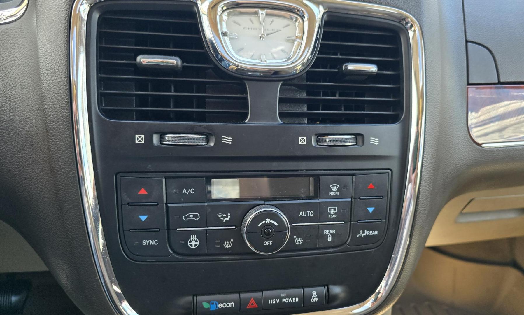 2013 Blue /Tan Chrysler Town & Country Limited (2C4RC1GG7DR) with an 3.6L V6 DOHC 24V engine, 6-Speed Automatic transmission, located at 450 N Russell, Missoula, MT, 59801, (406) 543-6600, 46.874496, -114.017433 - 2013 Town and Country FWD Mini-Van. These are getting hard to come by. This particular one has many features. 3.6L V6 Engine. 3rd Row Seating. Heated Front and Middle Seats. Heated Steering Wheel. DVD Entertainment System for the 2nd and 3rd Rows. Navigation. Bluetooth. AM FM SAT CD Player. Power Sl- Photo#20