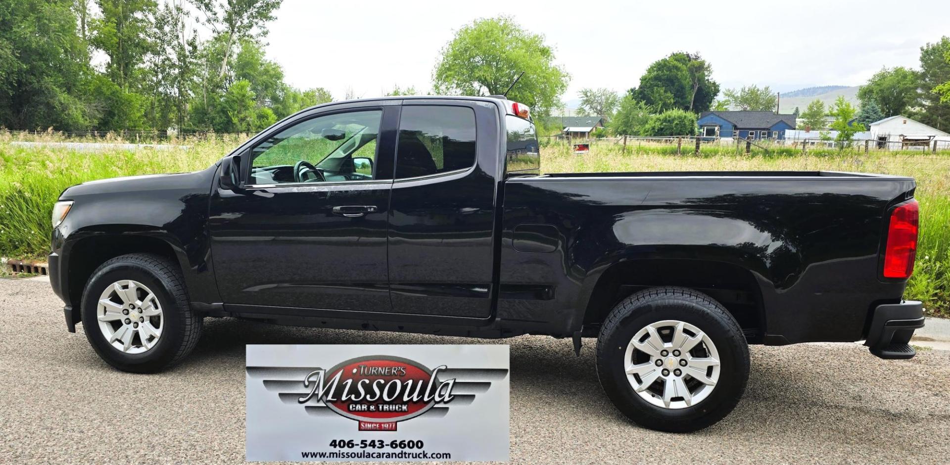 2017 Black /Black Chevrolet Colorado LT Ext. Cab 2WD (1GCHSCEAXH1) with an 2.5L L4 DOHC 16V GAS engine, 6A transmission, located at 450 N Russell, Missoula, MT, 59801, (406) 543-6600, 46.874496, -114.017433 - Score a Touchdown on this great Deal! One Owner 2017 Colorado LT 2WD Pickup. Economical 2.5L I4 Engine. Automatic Transmission. Air Conditioning. Tilt Steering. Cruise Control. Power Windows and Locks. Backup Camera. Touchscreen AM FM SAT with Bluetooth Audio and Phone Connection. Clean Title and Ca- Photo#9