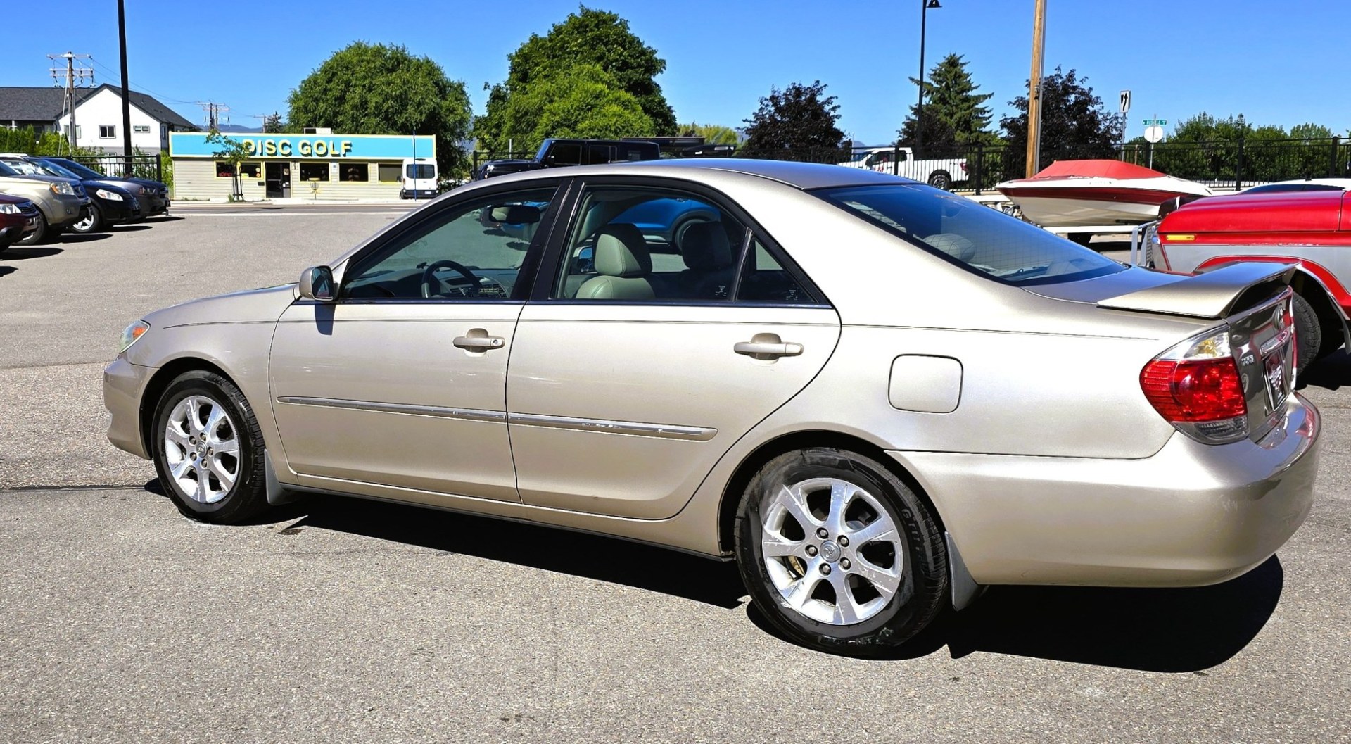 2006 Gold /Gray Toyota Camry XLE V6 (4T1BF32K16U) with an 3.0L V6 DOHC 24V engine, Automatic transmission, located at 450 N Russell, Missoula, MT, 59801, (406) 543-6600, 46.874496, -114.017433 - Well Maintained Local Consignment. 3.0L V6 Engine had the Timing Belt Replaced on 25K Miles ago.. Sunroof. Heated Front Seats, Air Conditioning. Power Windows and Locks. AM FM CD Player. Cruise Control. Front Wheel Drive. Because oft he age, our lenders do NOT offer financing.- Photo#0