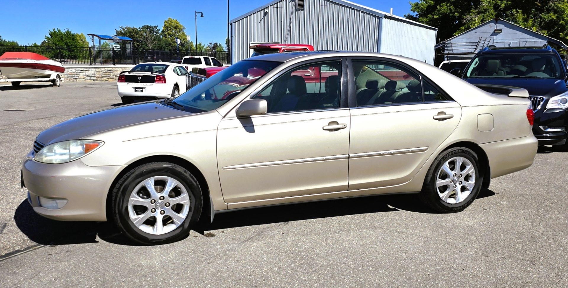 2006 Gold /Gray Toyota Camry XLE V6 (4T1BF32K16U) with an 3.0L V6 DOHC 24V engine, Automatic transmission, located at 450 N Russell, Missoula, MT, 59801, (406) 543-6600, 46.874496, -114.017433 - Well Maintained Local Consignment. 3.0L V6 Engine had the Timing Belt Replaced on 25K Miles ago.. Sunroof. Heated Front Seats, Air Conditioning. Power Windows and Locks. AM FM CD Player. Cruise Control. Front Wheel Drive. Because oft he age, our lenders do NOT offer financing.- Photo#1