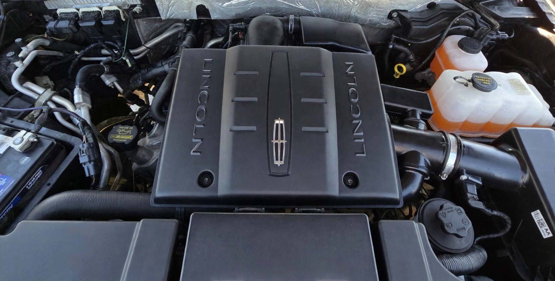 2013 Brown /Brown Lincoln Navigator L L 4WD (5LMJJ3J58DE) with an 5.4L V8 SOHC 24V engine, 6-Speed Automatic transmission, located at 450 N Russell, Missoula, MT, 59801, (406) 543-6600, 46.874496, -114.017433 - Gorgeous Metallic Kodiak Brown 4WD SUV with a 5.4L V8 Engine. Seats Eight People with room to spare. Nice Brown Leather Interior. Heated and Cooled Front Power Seats. Heated Middle Seats. Moon Roof. Navigation. 6 CD Changer. Touch Screen Stereo. Adjustable Foot Pedals. Front and Rear Climate Control- Photo#8