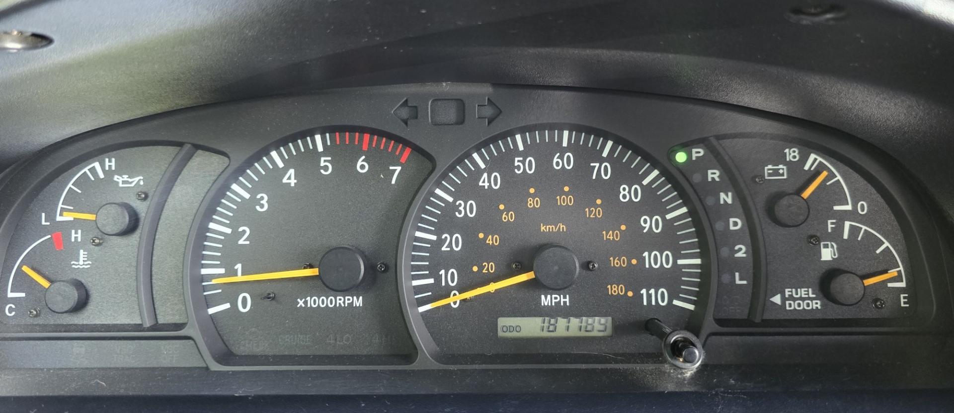 2004 Grey /Gray Toyota Tundra SR5 Double Cab 4WD (5TBDT44104S) with an 4.7L V8 DOHC 32V engine, 4A OD transmission, located at 450 N Russell, Missoula, MT, 59801, (406) 543-6600, 46.874496, -114.017433 - Highly Desirable Toyota Tundra 4WD. 4.7L V8 Engine. Automatic Transmission. Nice Aftermarket Fuel brand Wheels with Excellent Cooper Tires. Air Conditioning. AM FM Bluetooth Touch Screen Stereo with Backup Camera. Power Windows and Locks. Cruise Control. Comes with a Winch and the Winch Mount. It's- Photo#15
