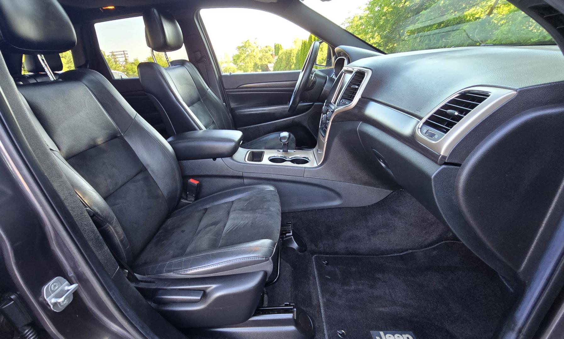 2014 Grey /Black Jeep Grand Cherokee Laredo 4WD (1C4RJFAG3EC) with an 3.6L V6 DOHC 24V engine, 5-Speed Automatic transmission, located at 450 N Russell, Missoula, MT, 59801, (406) 543-6600, 46.874496, -114.017433 - Stylish Jeep Grand Cherokee Altitude AWD. Reliable 3.6L V6 Engine. Heated Front Seats. Heated Steering Wheel. Power Sunroof. Power Windows and Locks. AM FM XM. Bluetooth Audio and Phone Connection. Toyo Tires. Power Liftgate. Very Comfortable to drive. We Finance through local Credit Unions. W- Photo#15
