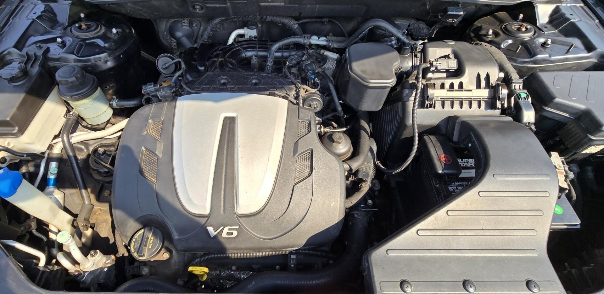 2012 Black /Black Hyundai Santa Fe Limited 3.5 4WD (5XYZKDAG4CG) with an 3.5L V6 DOHC 24V engine, 6-Speed Automatic transmission, located at 450 N Russell, Missoula, MT, 59801, (406) 543-6600, 46.874496, -114.017433 - Zippy AWD SUV. 3.5L V6 really Gets Up and Goes. The All Wheel Drive is perfect for Montana Winters. Power Windows and Locks. Air Conditioning that was just recently serviced. Heated Front Seats. Infinity Stereo System with AM FM XM Aux and CD Player. Bluetooth Audio and Phone. Steering Wheel Control- Photo#21