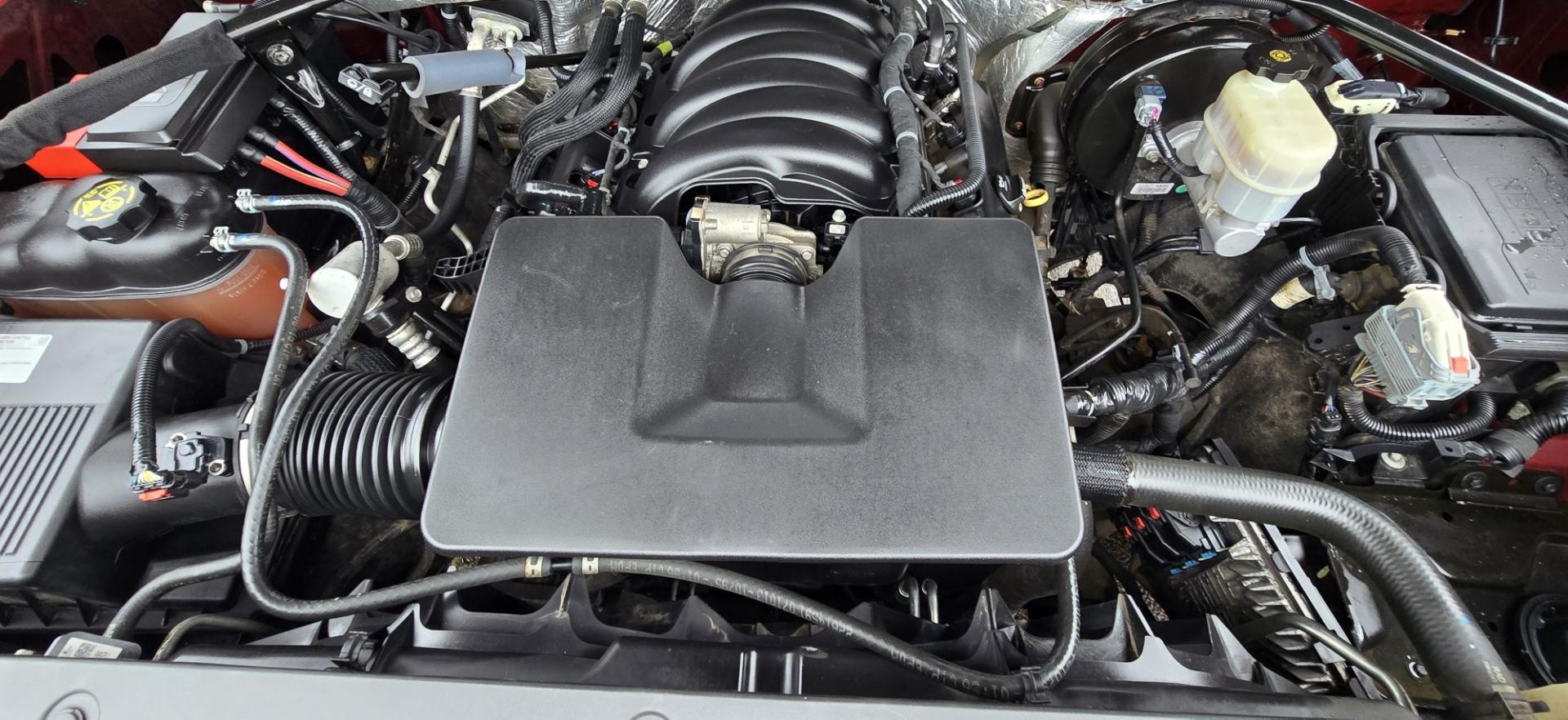 2014 Maroon /Gray Chevrolet Silverado 1500 1LT Crew Cab 4WD (3GCUKREH9EG) with an 4.3L V6 OHV 12V engine, 6-Speed Automatic transmission, located at 450 N Russell, Missoula, MT, 59801, (406) 543-6600, 46.874496, -114.017433 - Sharp Silverado 4WD. Economical 4.V6 Engine. Automatic Transmission. Air. Cruise. Tilt. Power Windows and Locks. Backup Camera. AM FM CD Player. Bluetooth Audio and Phone Connection. Front Seats are Power and Heated. Running Board. Paint has some scratches.- Photo#17