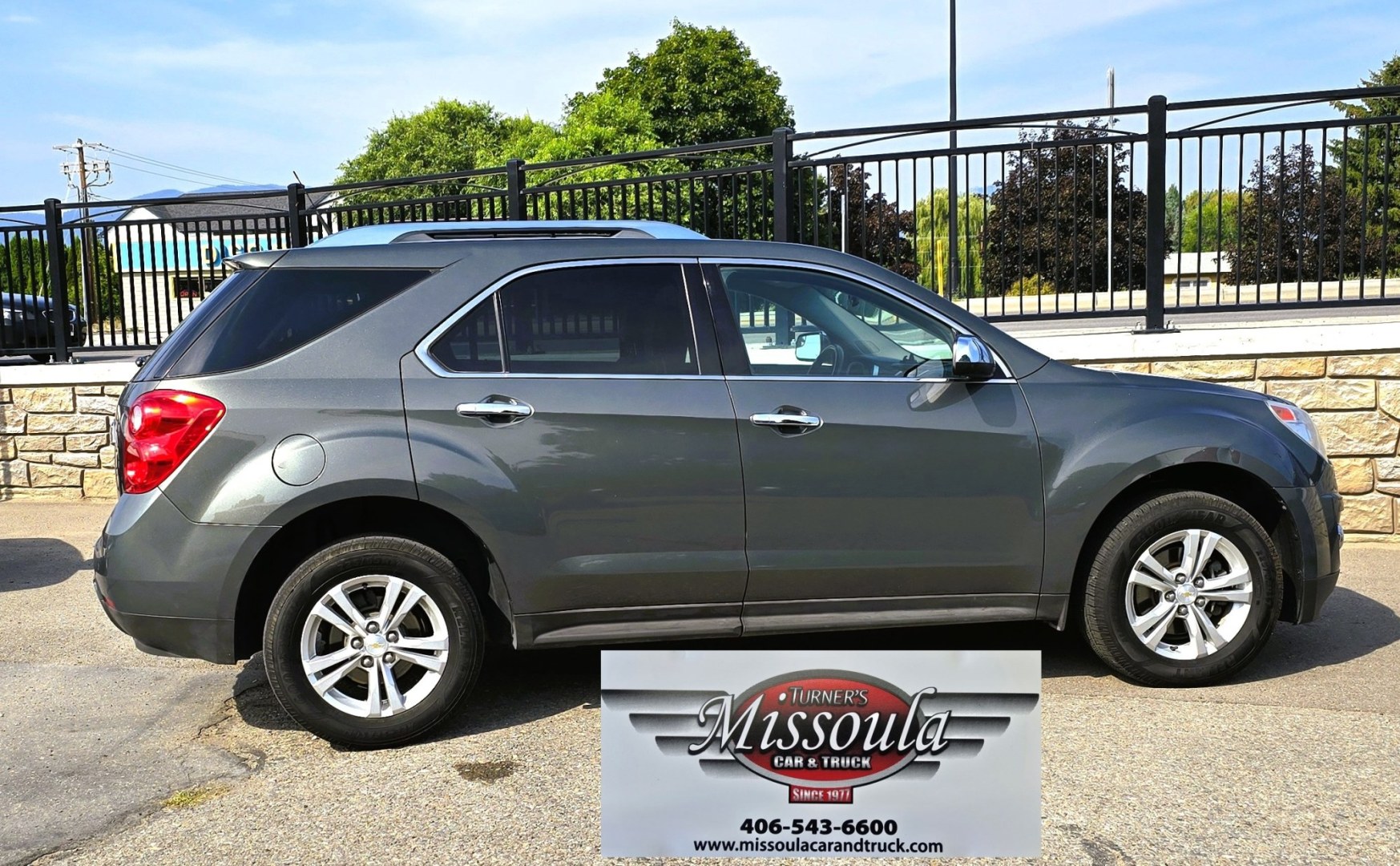 2013 Green /Gray Chevrolet Equinox LTZ AWD (2GNFLGEK1D6) with an 2.4L L4 DOHC 16V engine, 6A transmission, located at 450 N Russell, Missoula, MT, 59801, (406) 543-6600, 46.874496, -114.017433 - Roomy AWD SUV. Economical 2.4L I4 Engine. 6 Speed Automatic Transmission. Power Front Seats. Heated Front Seats. Air Conditioning Blows Cold. Cruise Control. Tilt Steering. AM FM XM CD Pler. Bluetooth Audio and Phone Connection.- Photo#1