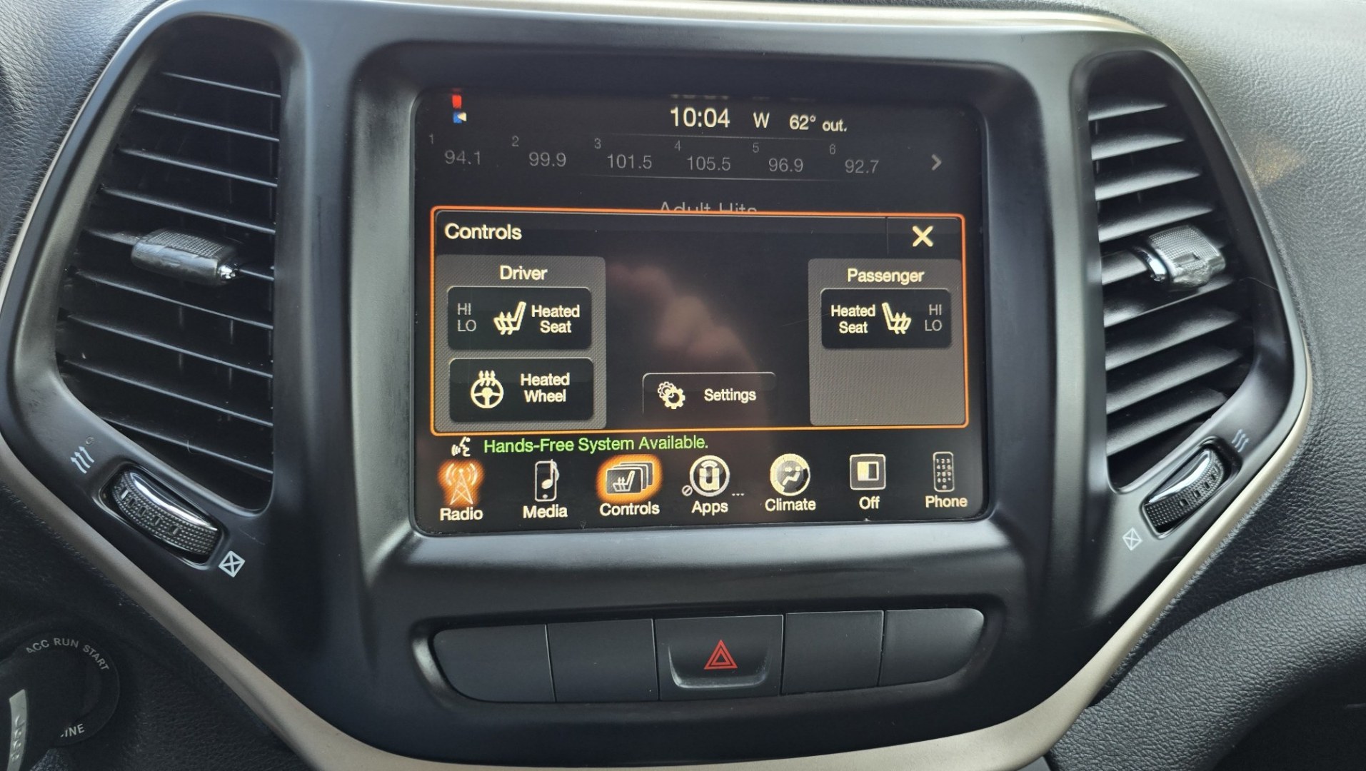 2015 Blue /Black Jeep Cherokee Latitude 4WD (1C4PJMCB2FW) with an 2.4L L4 DOHC 16V engine, 9A transmission, located at 450 N Russell, Missoula, MT, 59801, (406) 543-6600, 46.874496, -114.017433 - Gorgeous Blue 4WD SUV. Economical yet Peppy 2.4L I4 Engine. Automatic Transmission. Frigid Air Conditioning. Tilt and Telescoping Steering Wheel. Power Windows and Locks. Remote Start. AM FM XM Touchscreen Stereo with Bluetooth Audio and Phone Connection. Backup Camera. Heated Seats and Steering Whe- Photo#10
