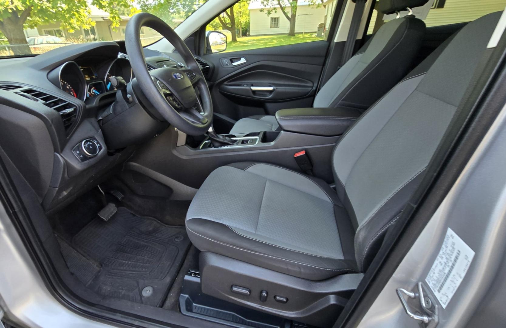 2017 Silver /Grey Ford Escape SE 4WD (1FMCU9GD9HU) with an 1.5L L4 DOHC 16V engine, 6A transmission, located at 450 N Russell, Missoula, MT, 59801, (406) 543-6600, 46.874496, -114.017433- Photo#13