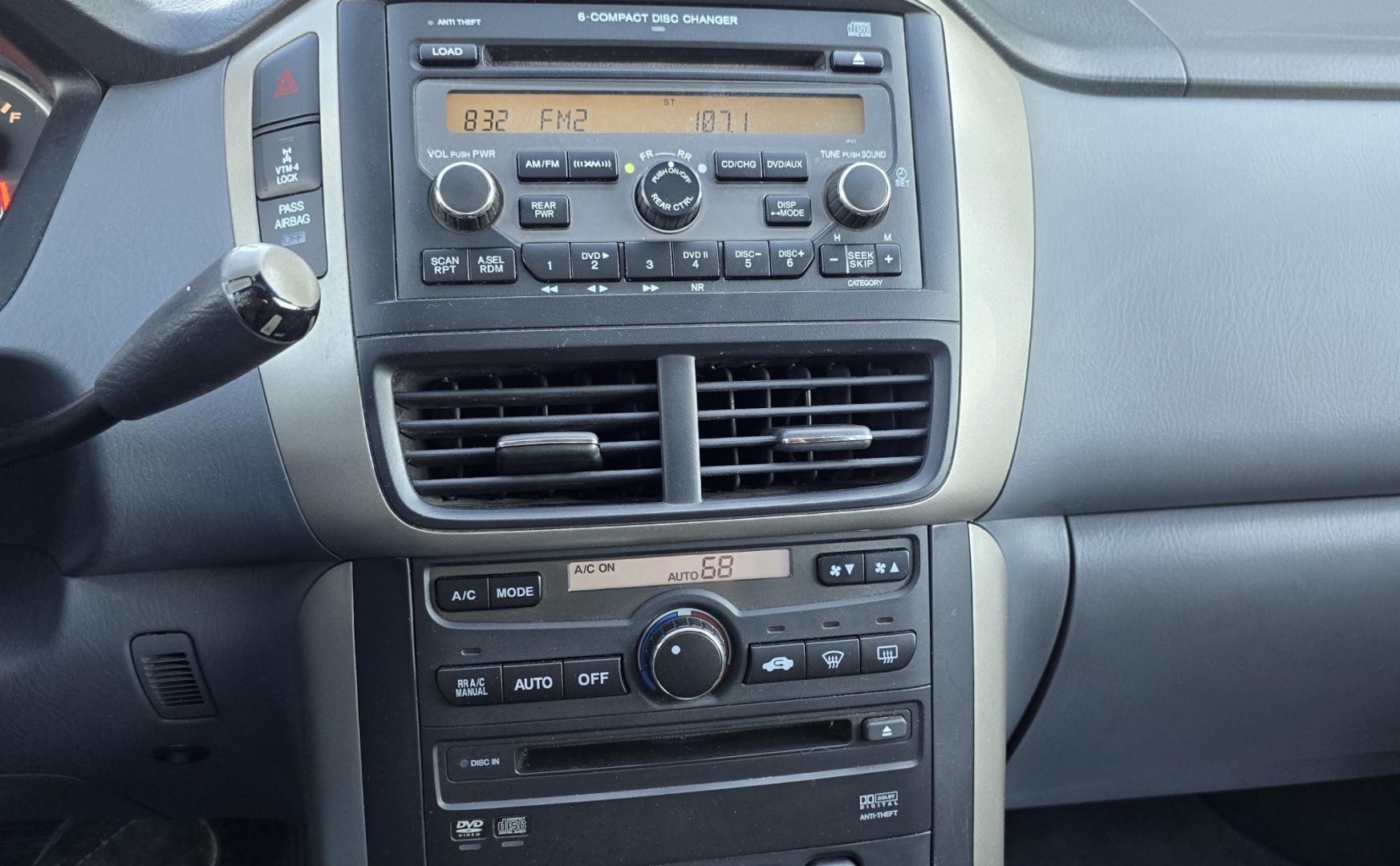 2007 Grey /Gray Honda Pilot EX-L 4WD w/ DVD (2HKYF18607H) with an 3.5L V6 SOHC 24V engine, 5A OD transmission, located at 450 N Russell, Missoula, MT, 59801, (406) 543-6600, 46.874496, -114.017433 - Here's you chance to buy a AWD SUV Honda that runs great for a great price. Lots of miles but you wouldn't know it by how it runs. 3.5L V6 Engine. 3rd Row Seating. Rear Entertainment. Power Drivers Seat. Heated Front Seats. AM FM XM CD Player. Air Conditioning Blows Cold.Sunroof. Power Windows and L- Photo#10