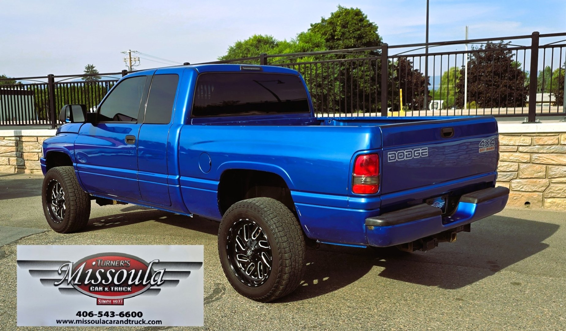 2001 Blue /Gray Dodge Ram 1500 Quad Cab short Bed 4WD (3B7HF13Z21G) with an 5.9L V8 OHV 16V engine, Automatic transmission, located at 450 N Russell, Missoula, MT, 59801, (406) 543-6600, 46.874496, -114.017433 - Nice Shiny Blue 4x4 Dodge with a 360 V8 (5.9L) Automatic Transmission. Nice Fuel Brand Wheels. Air Conditioning. Power Windows and Locks. Cruise Control. Clean Interior. Runs and Drives Great. Ready for you to Chrome Out or leave the way she looks, which is Fantastic.- Photo#3