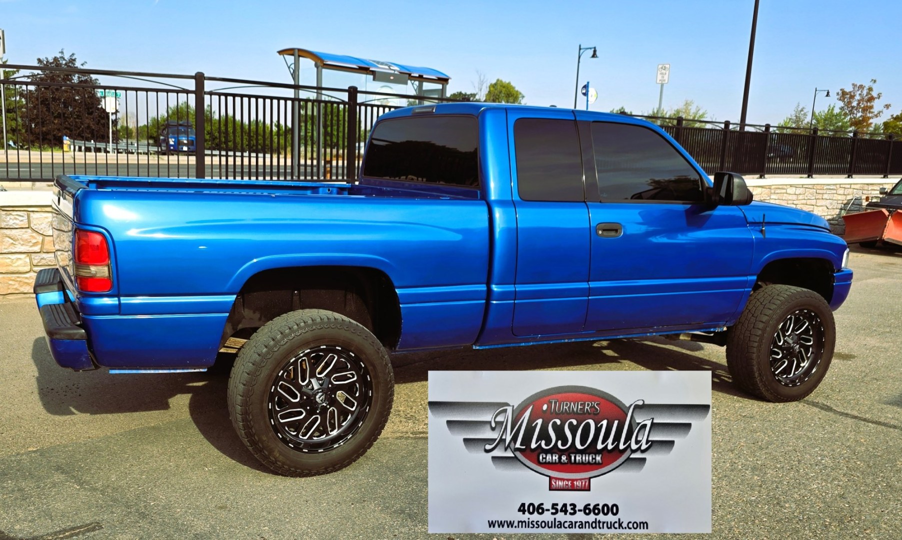 2001 Blue /Gray Dodge Ram 1500 Quad Cab short Bed 4WD (3B7HF13Z21G) with an 5.9L V8 OHV 16V engine, Automatic transmission, located at 450 N Russell, Missoula, MT, 59801, (406) 543-6600, 46.874496, -114.017433 - Nice Shiny Blue 4x4 Dodge with a 360 V8 (5.9L) Automatic Transmission. Nice Fuel Brand Wheels. Air Conditioning. Power Windows and Locks. Cruise Control. Clean Interior. Runs and Drives Great. Ready for you to Chrome Out or leave the way she looks, which is Fantastic.- Photo#7