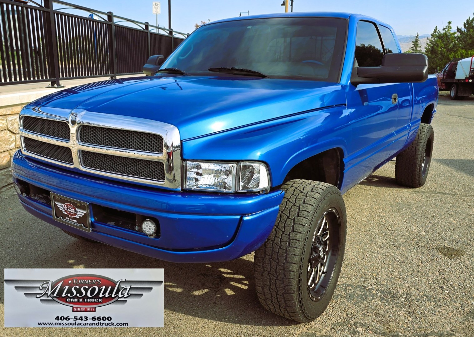 2001 Blue /Gray Dodge Ram 1500 Quad Cab short Bed 4WD (3B7HF13Z21G) with an 5.9L V8 OHV 16V engine, Automatic transmission, located at 450 N Russell, Missoula, MT, 59801, (406) 543-6600, 46.874496, -114.017433 - Nice Shiny Blue 4x4 Dodge with a 360 V8 (5.9L) Automatic Transmission. Nice Fuel Brand Wheels. Air Conditioning. Power Windows and Locks. Cruise Control. Clean Interior. Runs and Drives Great. Ready for you to Chrome Out or leave the way she looks, which is Fantastic.- Photo#5