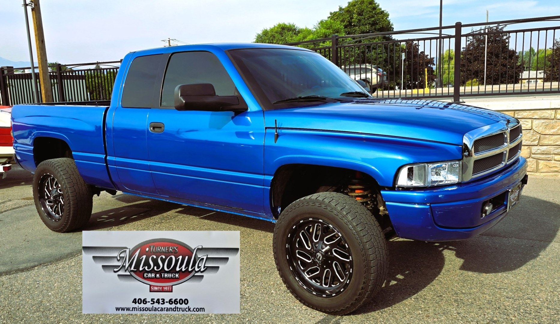 2001 Blue /Gray Dodge Ram 1500 Quad Cab short Bed 4WD (3B7HF13Z21G) with an 5.9L V8 OHV 16V engine, Automatic transmission, located at 450 N Russell, Missoula, MT, 59801, (406) 543-6600, 46.874496, -114.017433 - Nice Shiny Blue 4x4 Dodge with a 360 V8 (5.9L) Automatic Transmission. Nice Fuel Brand Wheels. Air Conditioning. Power Windows and Locks. Cruise Control. Clean Interior. Runs and Drives Great. Ready for you to Chrome Out or leave the way she looks, which is Fantastic.- Photo#8
