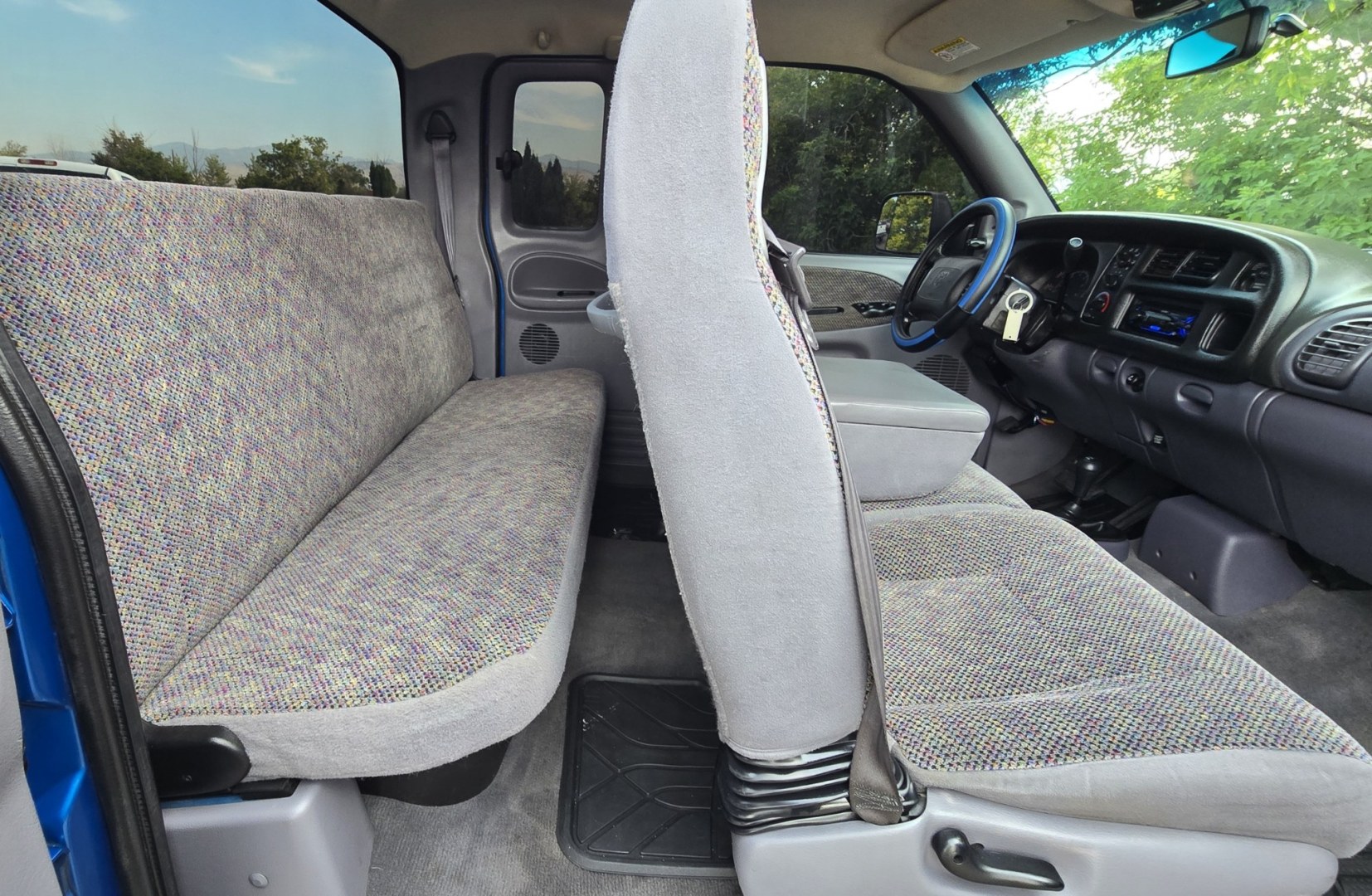 2001 Blue /Gray Dodge Ram 1500 Quad Cab short Bed 4WD (3B7HF13Z21G) with an 5.9L V8 OHV 16V engine, Automatic transmission, located at 450 N Russell, Missoula, MT, 59801, (406) 543-6600, 46.874496, -114.017433 - Nice Shiny Blue 4x4 Dodge with a 360 V8 (5.9L) Automatic Transmission. Nice Fuel Brand Wheels. Air Conditioning. Power Windows and Locks. Cruise Control. Clean Interior. Runs and Drives Great. Ready for you to Chrome Out or leave the way she looks, which is Fantastic.- Photo#18