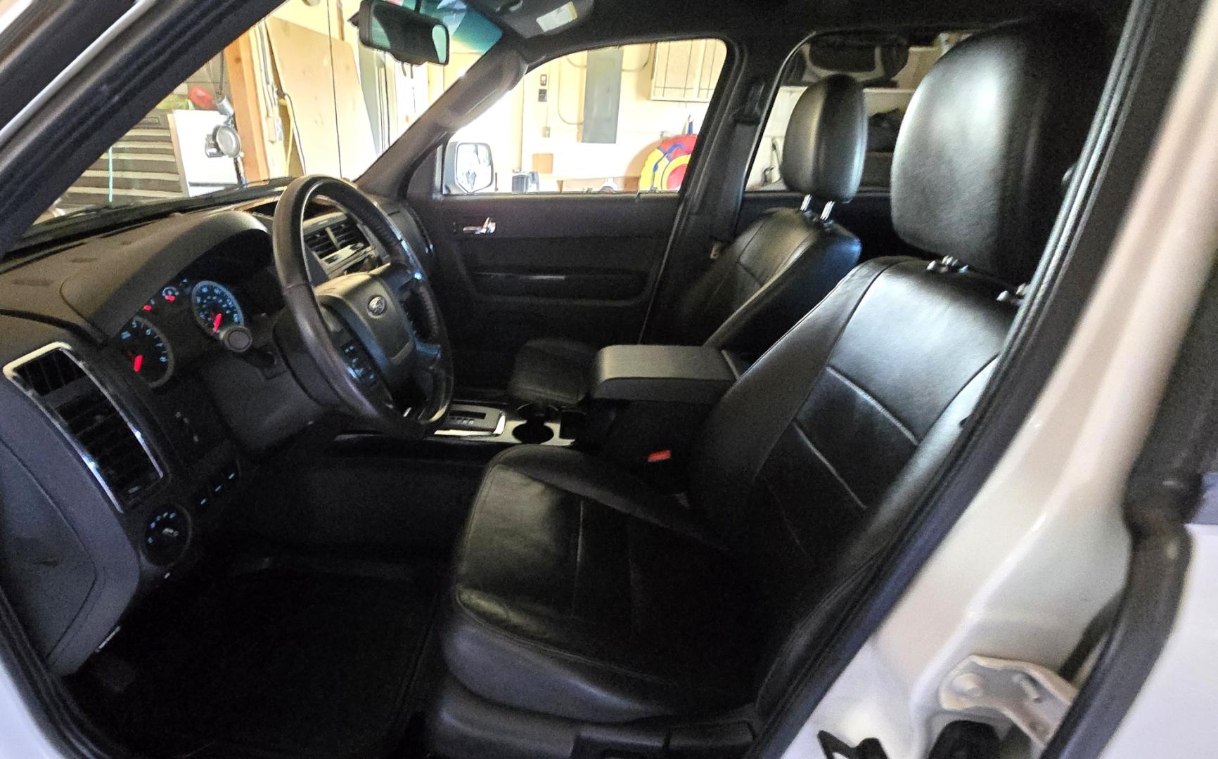 2011 White /Black Ford Escape Limited 4WD (1FMCU9EG3BK) with an 3.0L V6 DOHC 24V engine, 6A transmission, located at 450 N Russell, Missoula, MT, 59801, (406) 543-6600, 46.874496, -114.017433 - AWD SUV. Like New Bridgestone Tires. 3.0 V6 Engine. Automatic Transmission. AM FM CD Player. Bluetooth Phone Connectivity. Air Conditioning. Cruise Control. Power Heated Front Seats.. Power Windows and Locks. Clean Title and Carfax. We Finance through local Credit Unions. We do NOT offer In House- Photo#12
