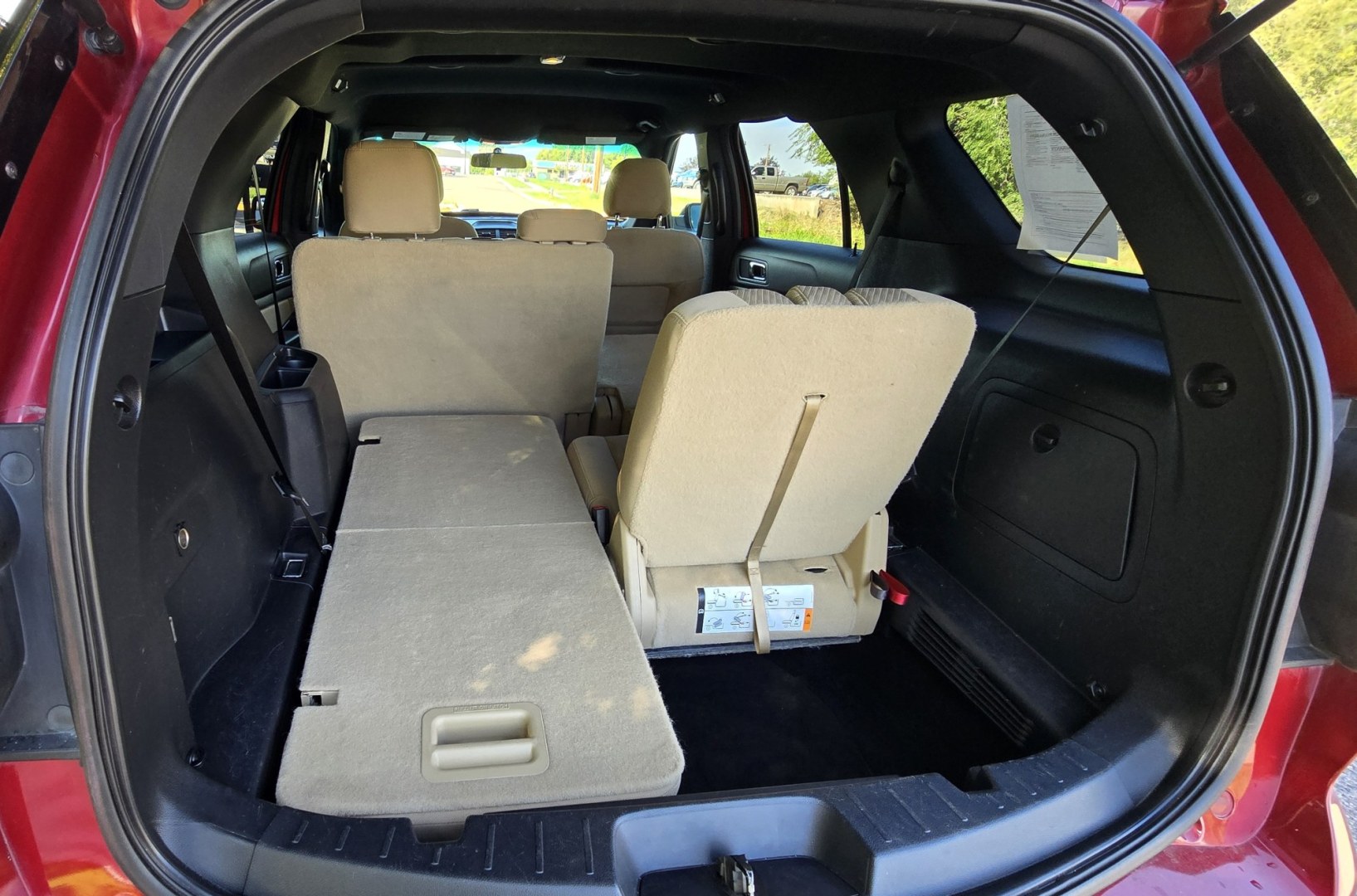2016 Red /Tan Ford Explorer Base 4WD (1FM5K8B86GG) with an 3.5L V6 DOHC 24V engine, 6A transmission, located at 450 N Russell, Missoula, MT, 59801, (406) 543-6600, 46.874496, -114.017433 - Another Sturdy AWD SUV Ford Explorer. Excellent Miles for it's age. 3.5L V6 Engine. Automatic Transmission. Air Conditioning. Bluetooth Wireless. AM FM CD Player. Backup Camera. Two Owner. We Finance through local Credit Unions. We do NOT offer In House (Buy Here Pay Here) Financing.- Photo#16