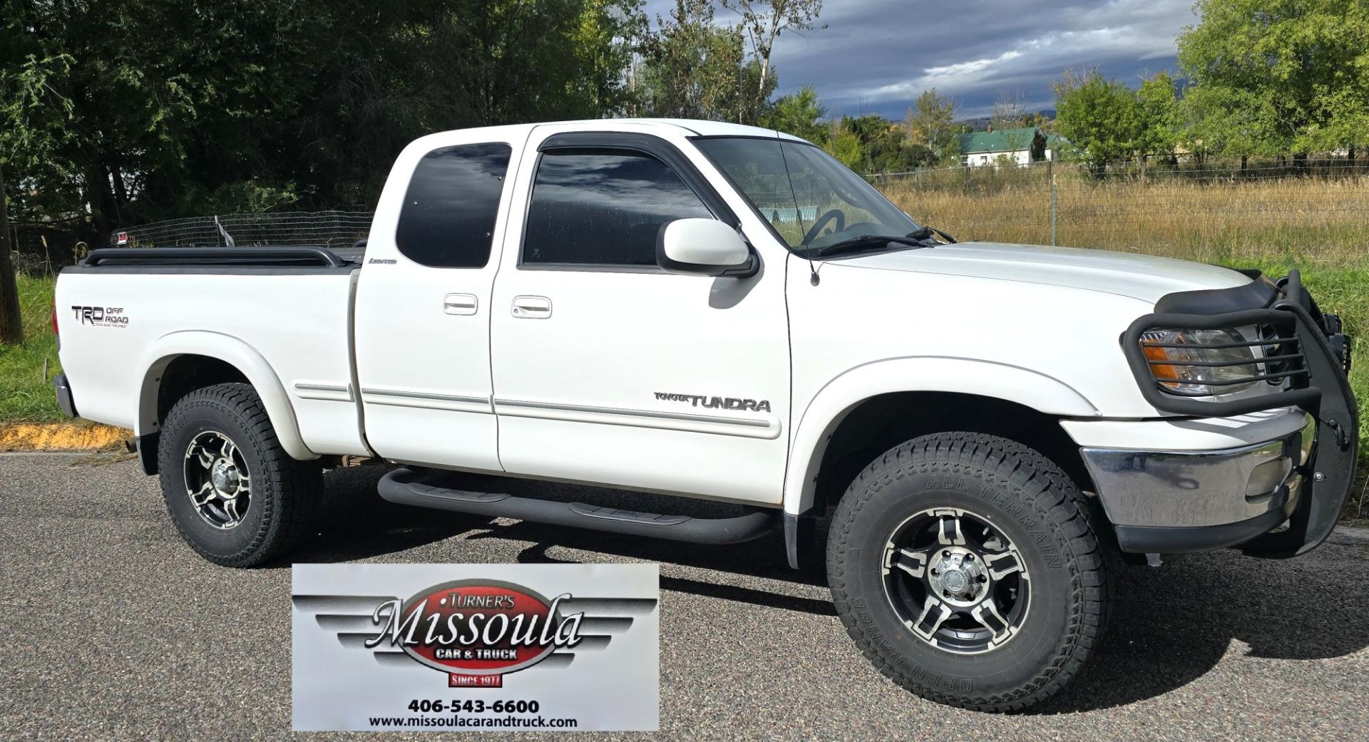 2000 White /Tan Toyota Tundra Limited Access Cab 4WD (5TBBT4811YS) with an 4.7L V8 DOHC 32V engine, 4A OD transmission, located at 450 N Russell, Missoula, MT, 59801, (406) 543-6600, 46.874496, -114.017433 - Treated like it was a member of the family. Immaculately Maintained. Near Bulletproof 4.7L V8 Engine. Automatic Transmission. Four Wheel Drive. Timing Belt was changes at 81K Miles. Air Conditioning. Cruise Control. Brush Guard with Good Flog Lights. Power Windows and Locks. Remote Engine Start. Nic- Photo#5
