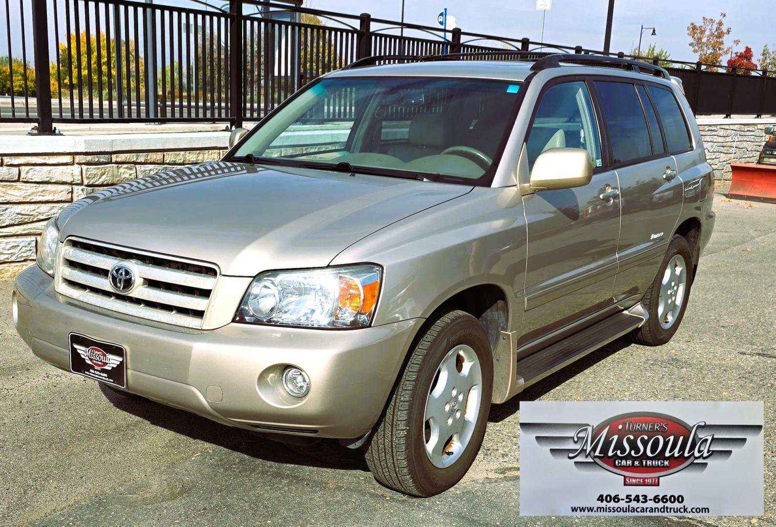 2007 Gold /Tan Toyota Highlander Limited V6 4WD (JTEEP21A970) with an 3.3L V6 DOHC 24V engine, 5A OD transmission, located at 450 N Russell, Missoula, MT, 59801, (406) 543-6600, 46.874496, -114.017433 - Excellent Condition. 2 Owner Toyota Highlander Limited AWD SUV with a Clean Title and Carfax. 3.3L V6 Engine. Automatic Transmission. Excellent Tires. Power Heated Front Seats. Sunroof. Air Conditioning Blows Cold and Heater Blow Hot. Cruise Control. Tilt Steering. Running Boards AM FM CD- Photo#3