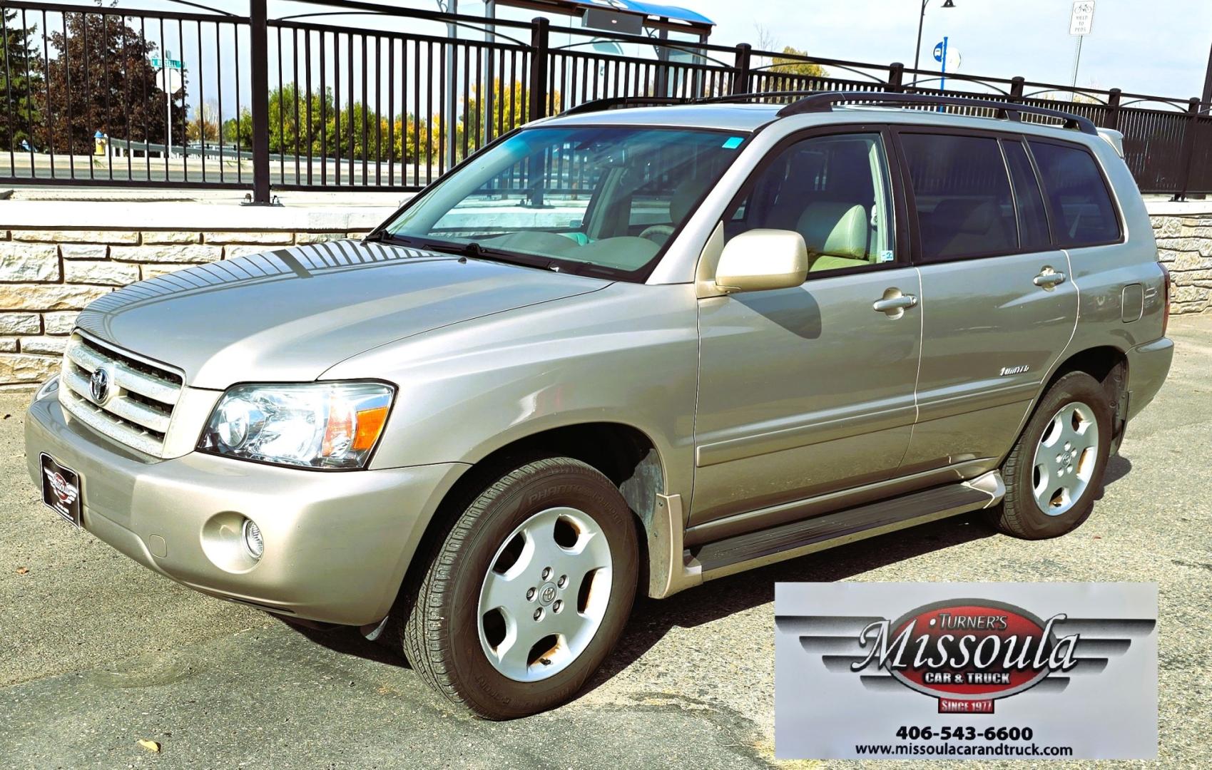 2007 Gold /Tan Toyota Highlander Limited V6 4WD (JTEEP21A970) with an 3.3L V6 DOHC 24V engine, 5A OD transmission, located at 450 N Russell, Missoula, MT, 59801, (406) 543-6600, 46.874496, -114.017433 - Excellent Condition. 2 Owner Toyota Highlander Limited AWD SUV with a Clean Title and Carfax. 3.3L V6 Engine. Automatic Transmission. Excellent Tires. Power Heated Front Seats. Sunroof. Air Conditioning Blows Cold and Heater Blow Hot. Cruise Control. Tilt Steering. Running Boards AM FM CD- Photo#2