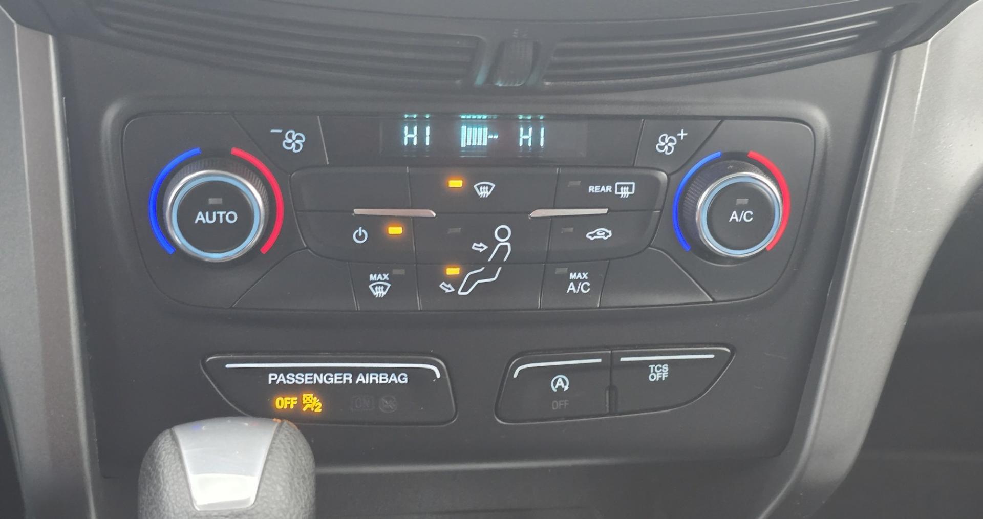 2017 Blue /Gray Ford Escape SE 4WD (1FMCU9GD9HU) with an 1.5L L4 DOHC 16V engine, 6A transmission, located at 450 N Russell, Missoula, MT, 59801, (406) 543-6600, 46.874496, -114.017433 - Cute little One Owner AWD SUV with Goodyear Tires all around. Ready for Winter Roads or Summer Cruising. Fuel Economy Friendly 1.4L I4 Engine. 6 Speed Automatic Transmission. Power Drivers Seat. Dual Climate Control. AM FM CD Player with Bluetooth Audio and Phone Connectivity. Backup Camera. Has a s- Photo#18